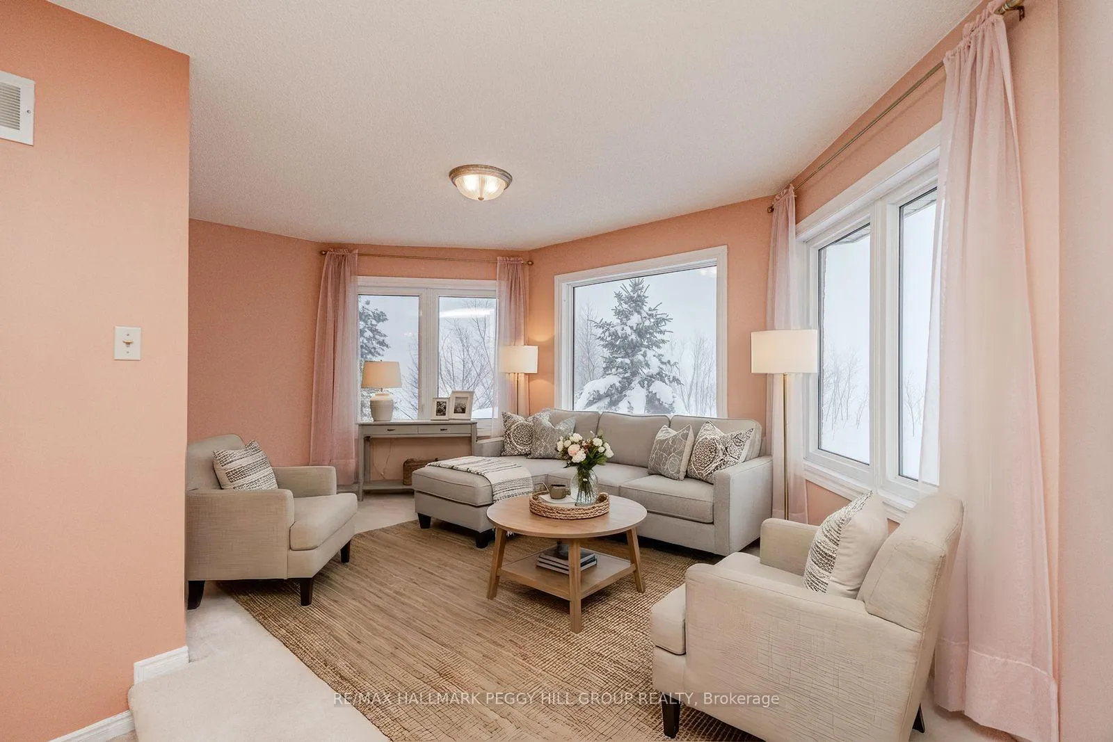 Photo 8 of 39 Grasett Crescent, Barrie, West Bayfield — HOMEH