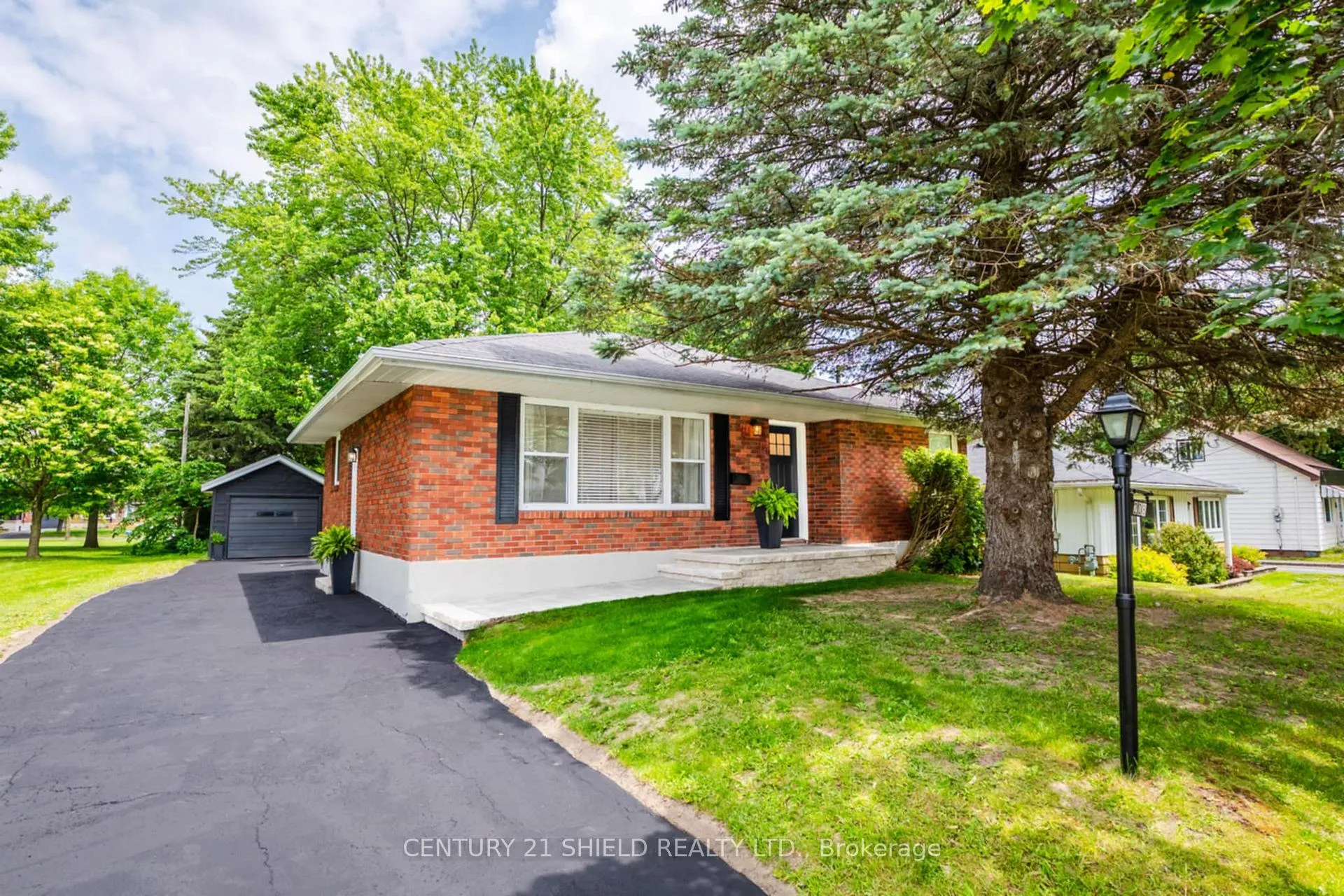 Photo 1 of 208 Anthony Street, Cornwall — HOMEH