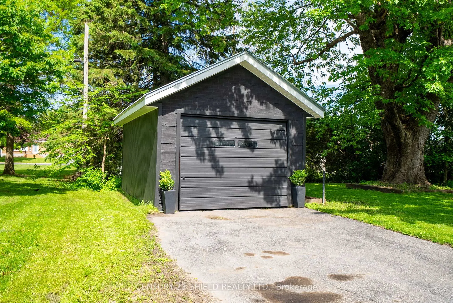 Photo 5 of 208 Anthony Street, Cornwall — HOMEH