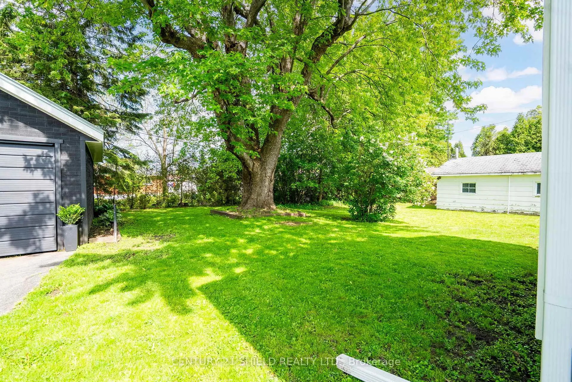 Photo 6 of 208 Anthony Street, Cornwall — HOMEH