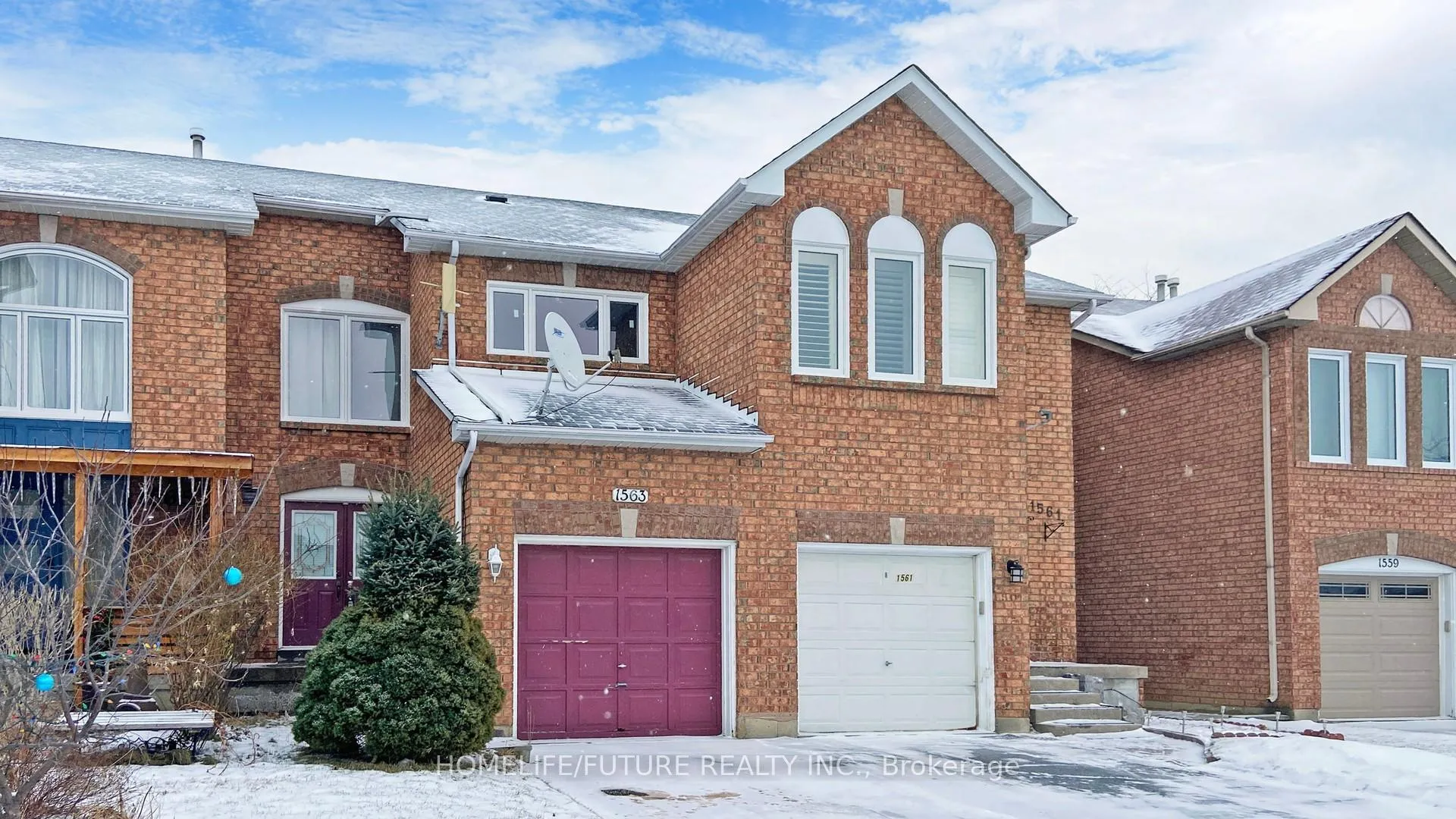 Photo 3 of 1563 Nipissing Court, Pickering, Amberlea — HOMEH