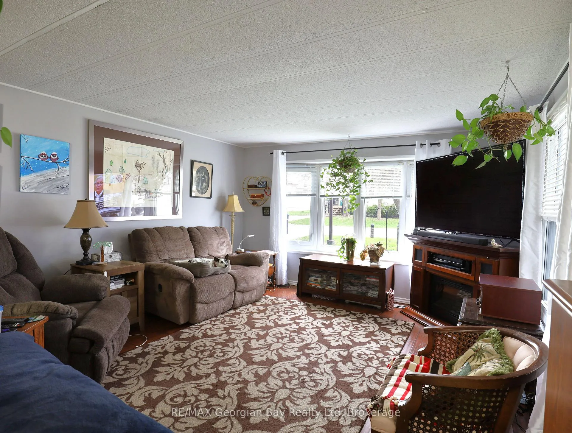 Photo 5 of 32 Northland Road, Midland — HOMEH