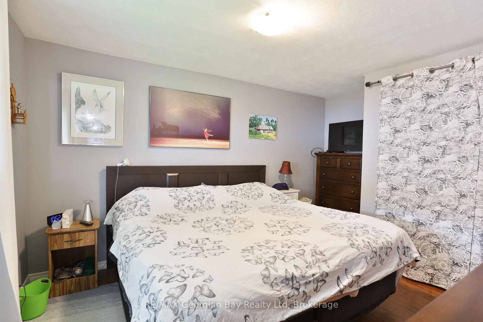 Photo 10 of 32 Northland Road, Midland — HOMEH