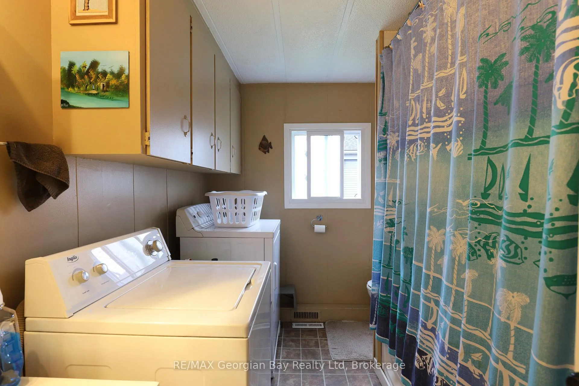 Photo 14 of 32 Northland Road, Midland — HOMEH
