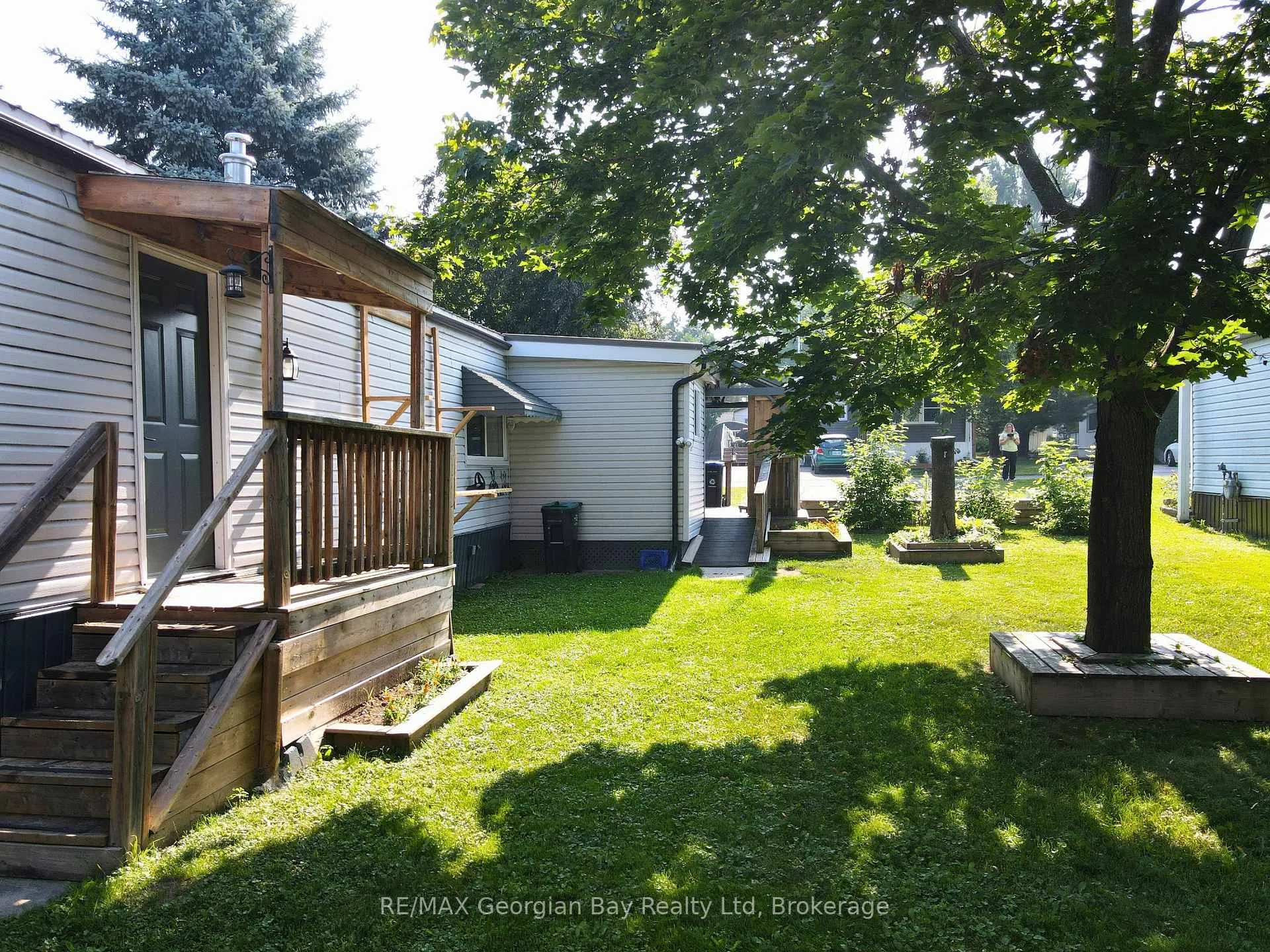 Photo 18 of 32 Northland Road, Midland — HOMEH