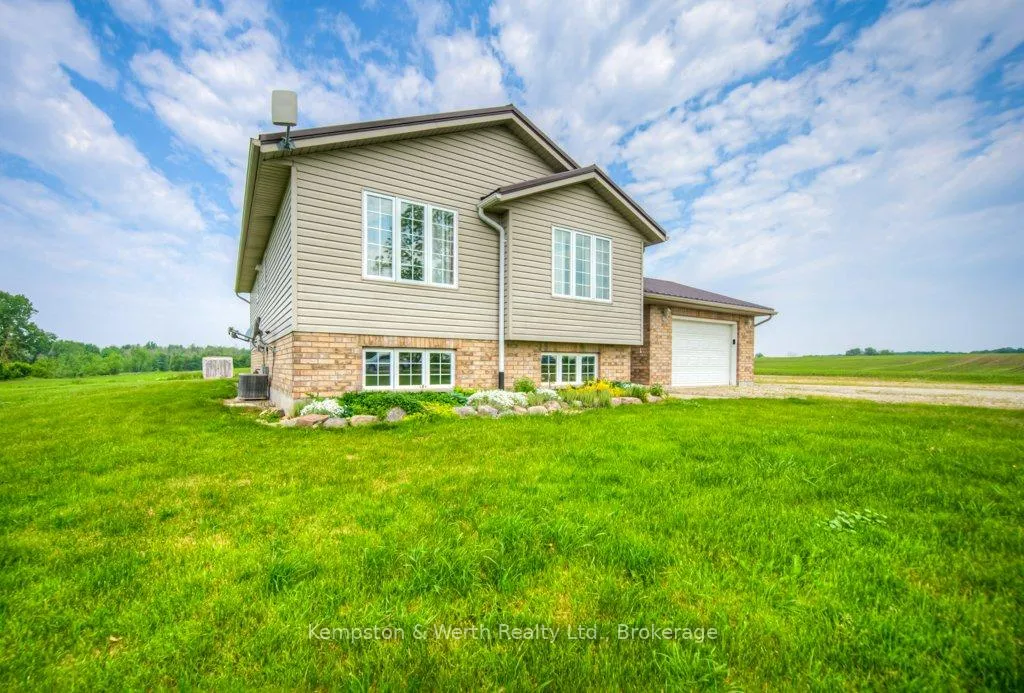 Photo 5 of 8430 175 Road, North Perth, Wallace — HOMEH