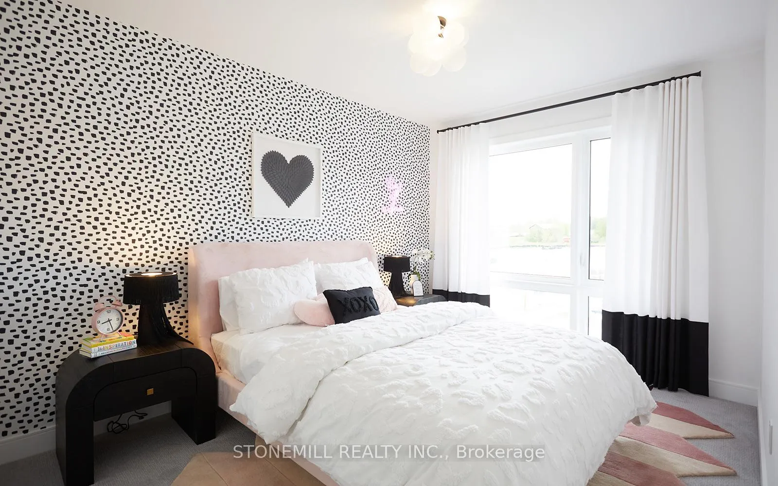 Photo 3 of 803 Smoothwater Lane, Pickering, Rural Pickering — HOMEH