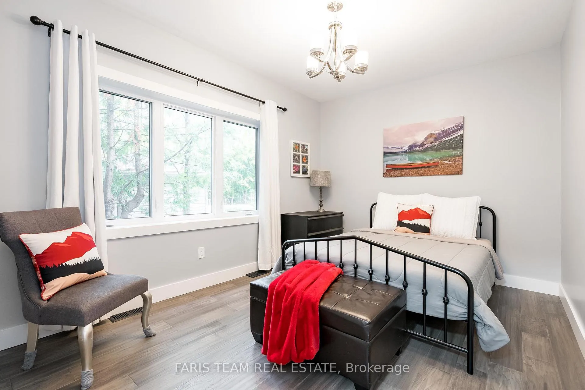 Photo 15 of 94 42nd Street S, Wasaga Beach — HOMEH