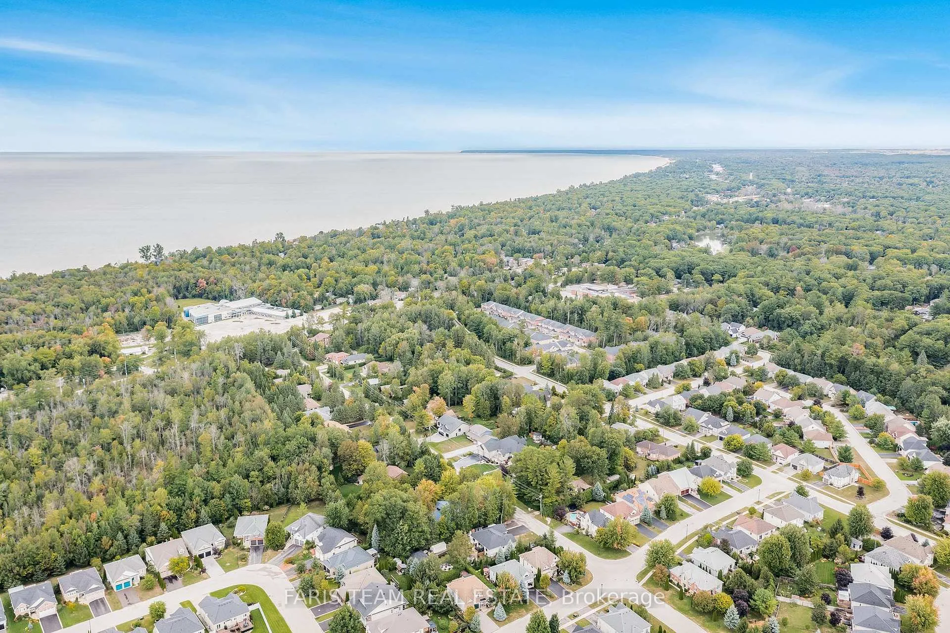 Photo 26 of 94 42nd Street S, Wasaga Beach — HOMEH