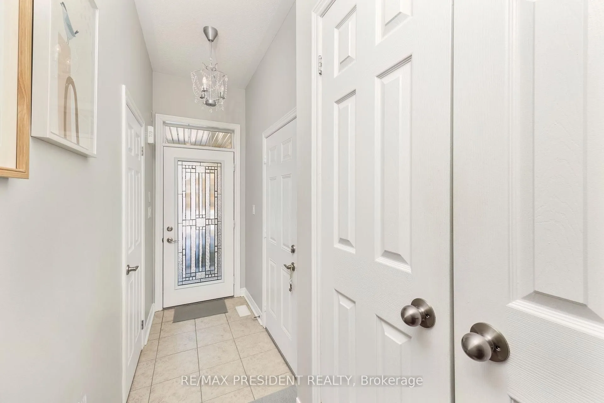 Photo 4 of 7 Aspenview Avenue, Caledon, Rural Caledon — HOMEH