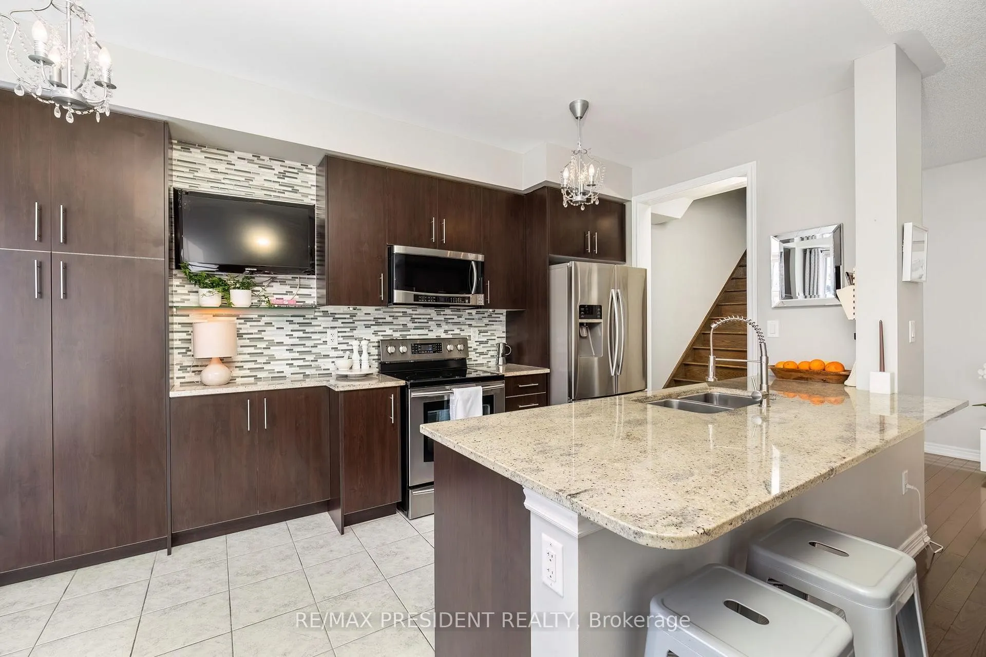 Photo 12 of 7 Aspenview Avenue, Caledon, Rural Caledon — HOMEH