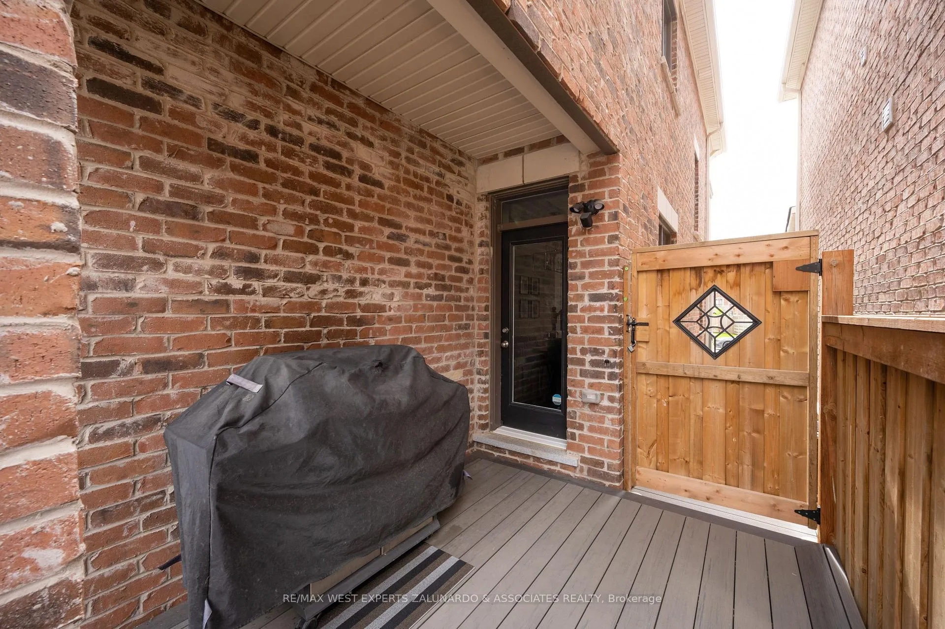 Photo 29 of 10 Barn Owl Way, Vaughan, Kleinburg — HOMEH