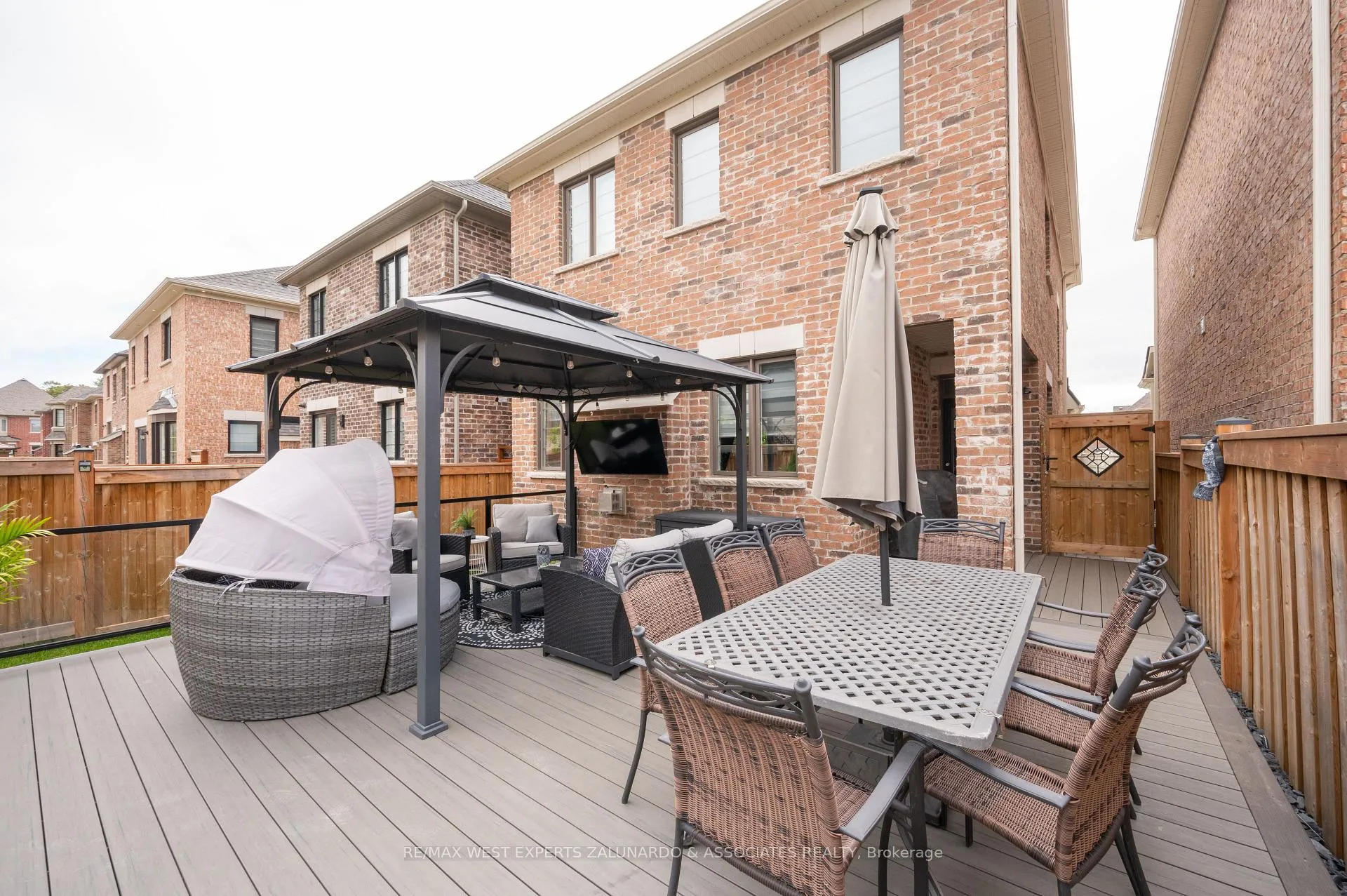 Photo 32 of 10 Barn Owl Way, Vaughan, Kleinburg — HOMEH