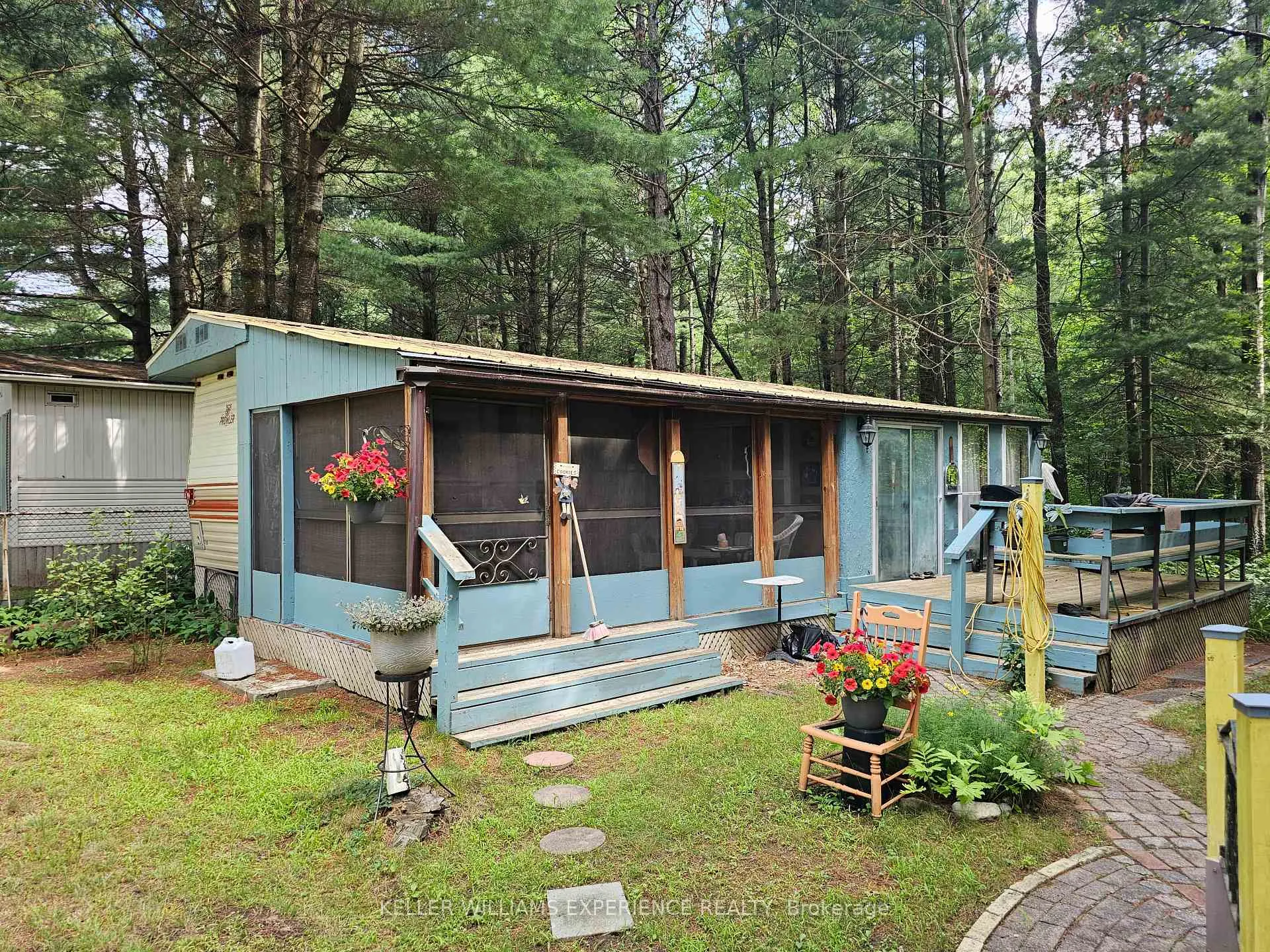 Photo 1 of Unit 92, 5216 County 90 Road, Springwater, Rural Springwater — HOMEH