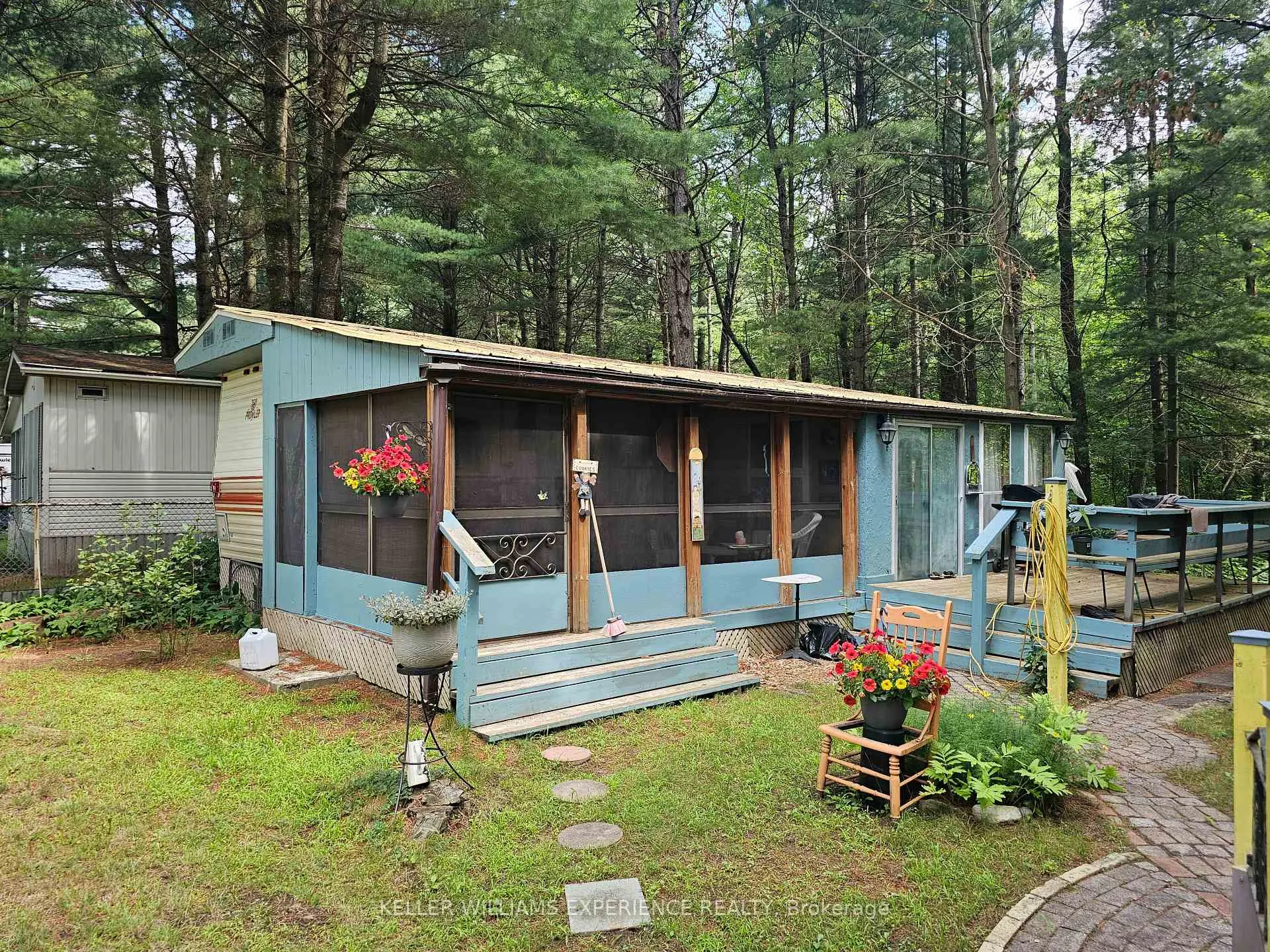 Photo 11 of Unit 92, 5216 County 90 Road, Springwater, Rural Springwater — HOMEH