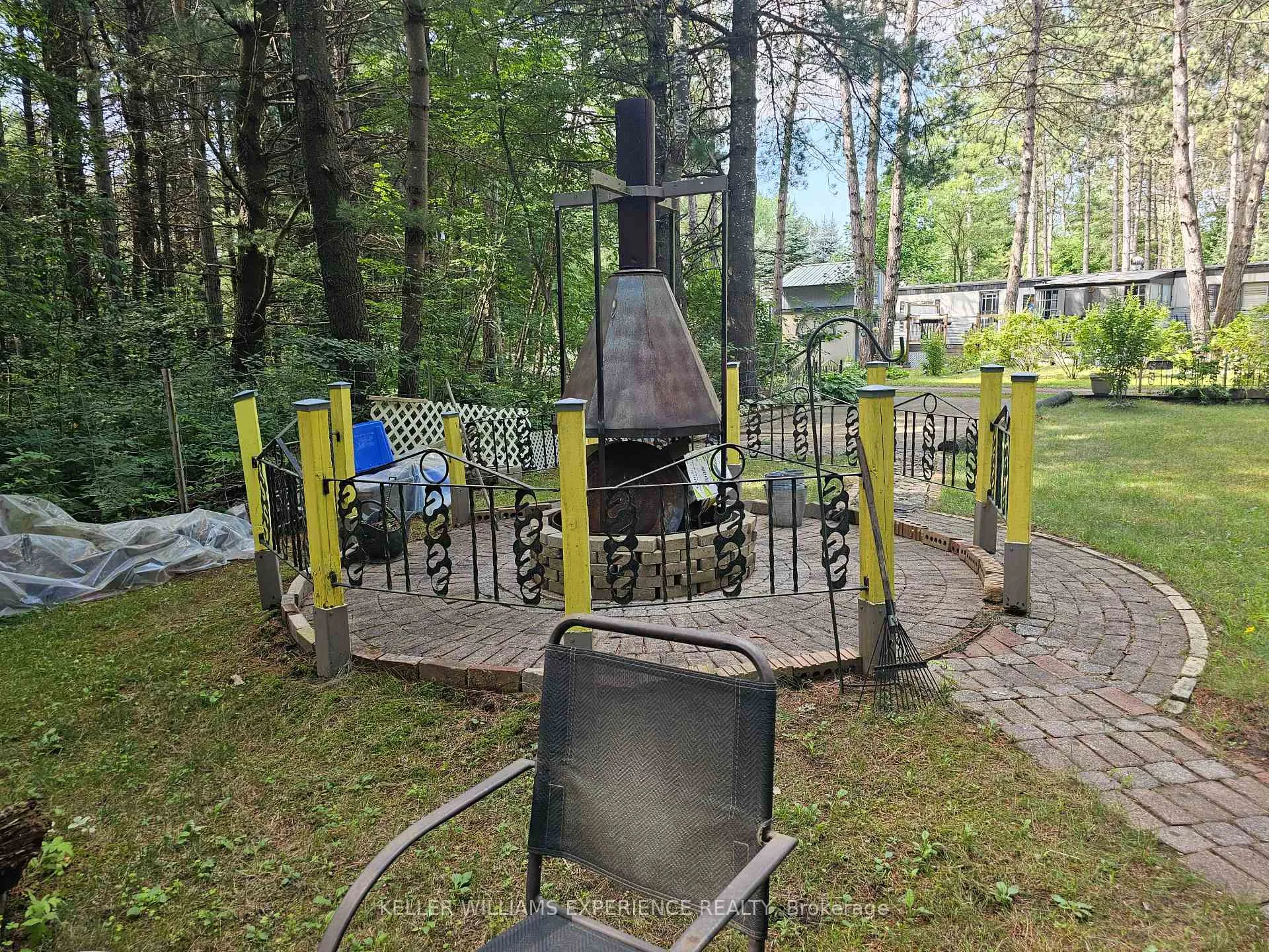 Photo 16 of Unit 92, 5216 County 90 Road, Springwater, Rural Springwater — HOMEH