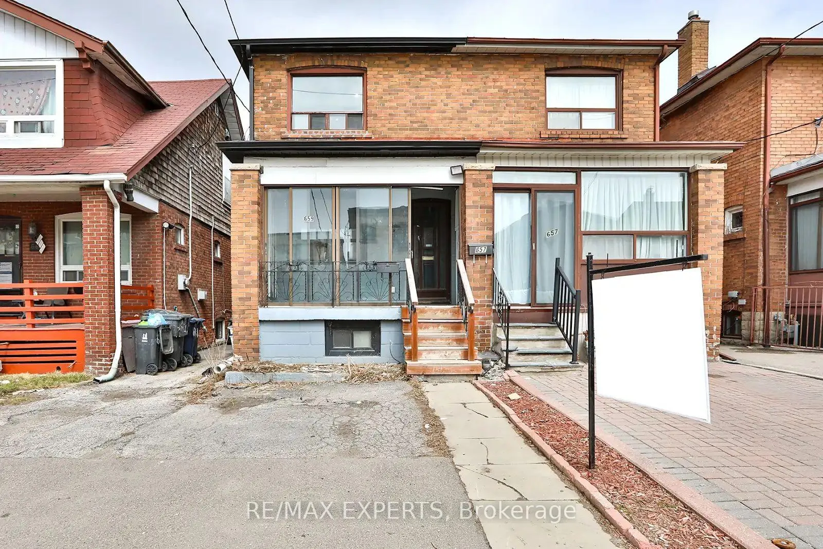 Photo 1 of 659 Vaughan Road, Toronto, Oakwood Village — HOMEH