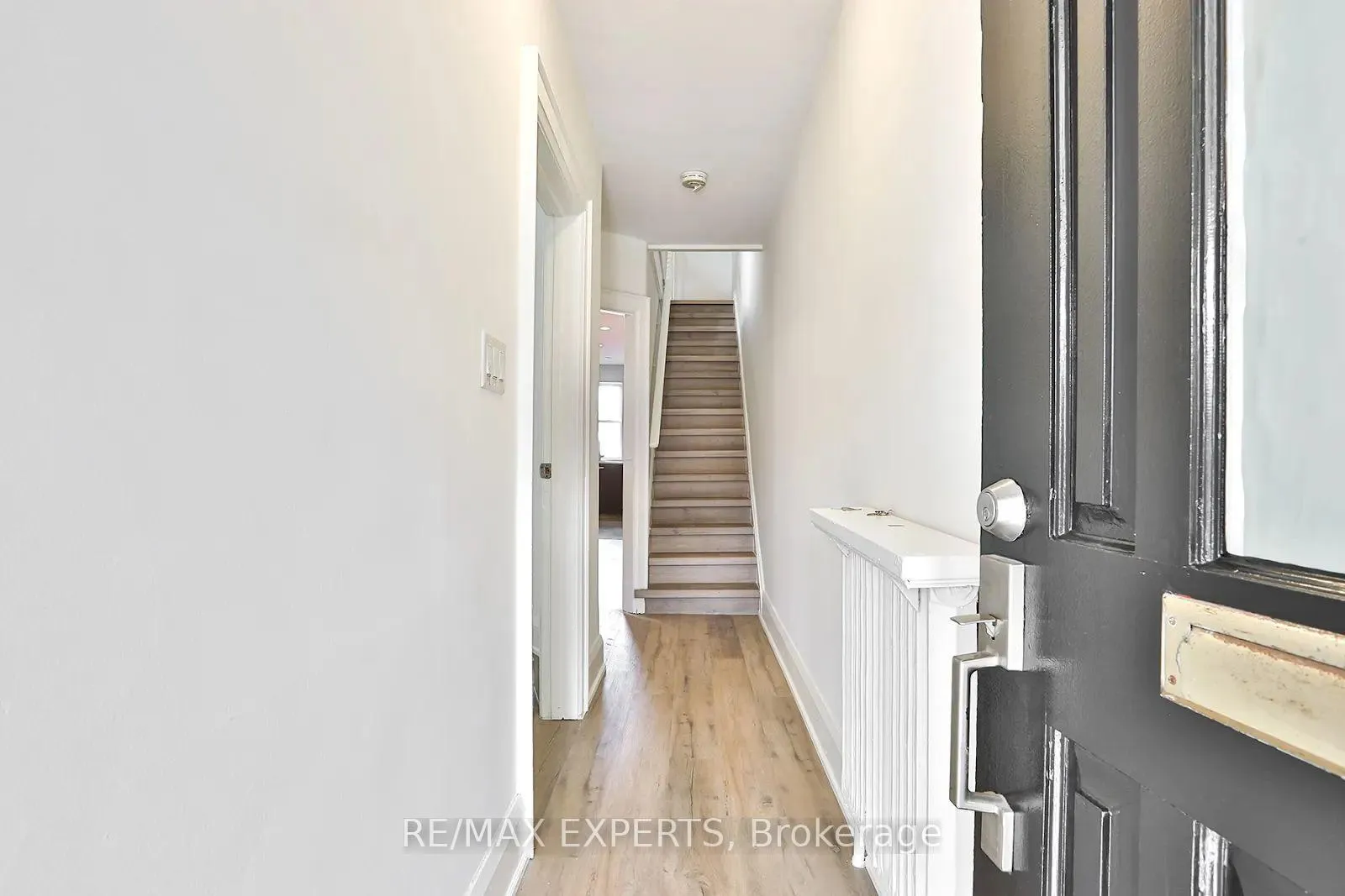 Photo 2 of 659 Vaughan Road, Toronto, Oakwood Village — HOMEH