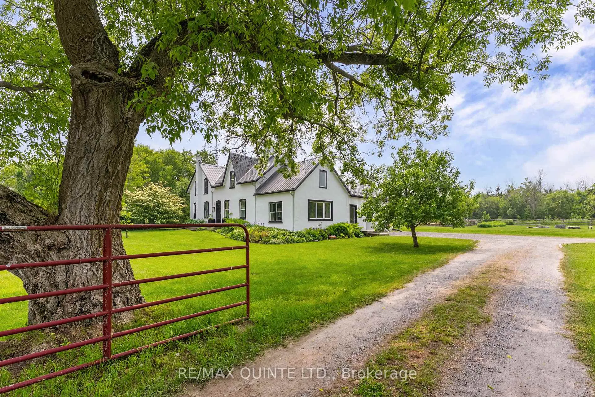 Photo 1 of 891 Chase Road, Prince Edward County, Hillier — HOMEH