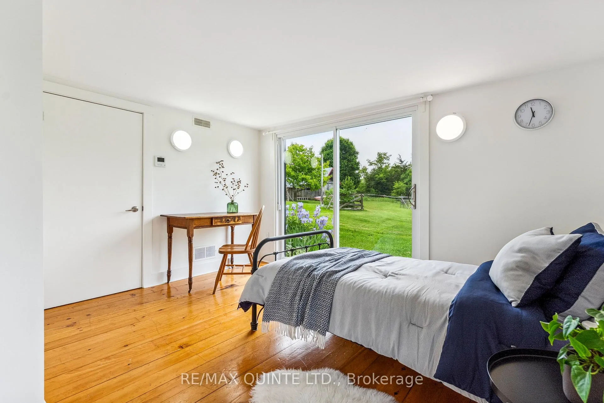 Photo 4 of 891 Chase Road, Prince Edward County, Hillier — HOMEH