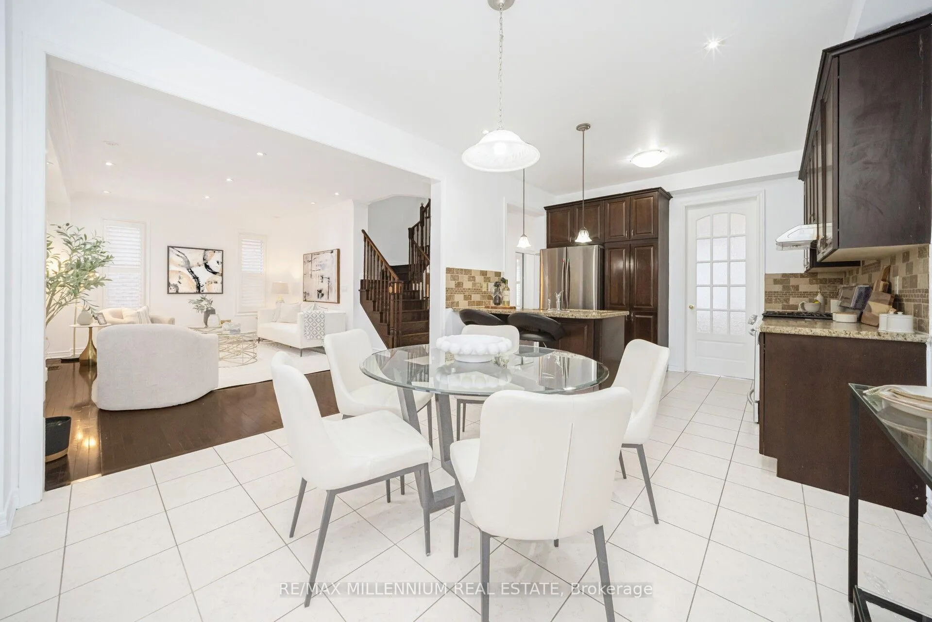 Photo 18 of 517 Bussel Crescent, Milton, Clarke — HOMEH