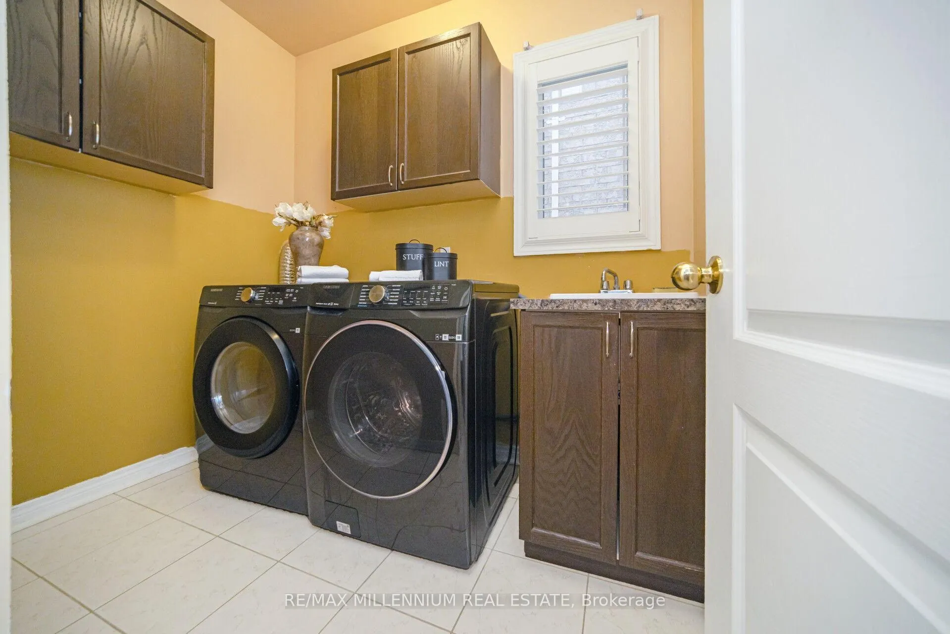 Photo 28 of 517 Bussel Crescent, Milton, Clarke — HOMEH