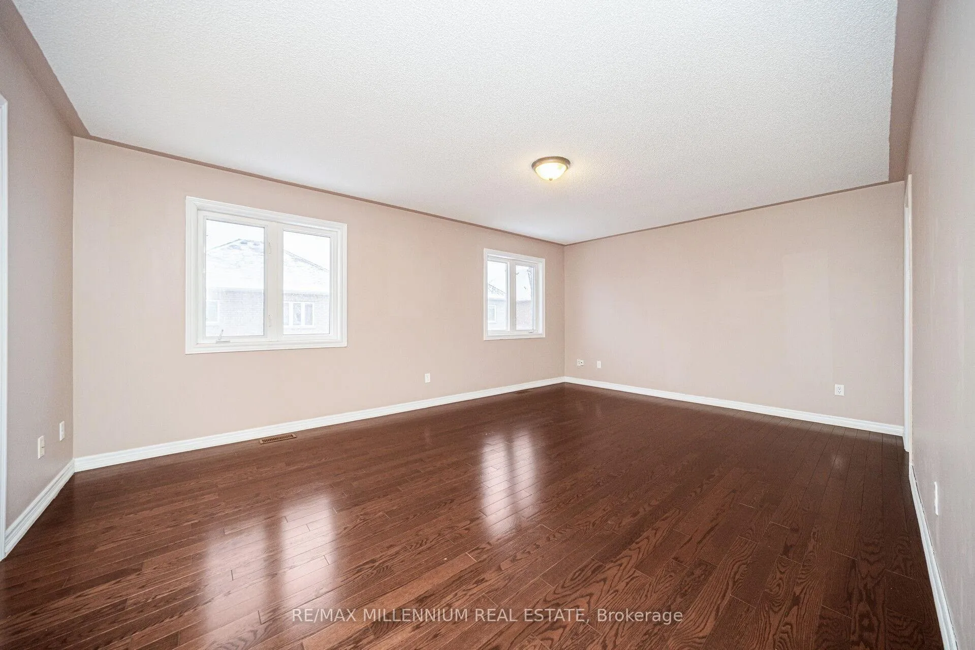 Photo 32 of 517 Bussel Crescent, Milton, Clarke — HOMEH