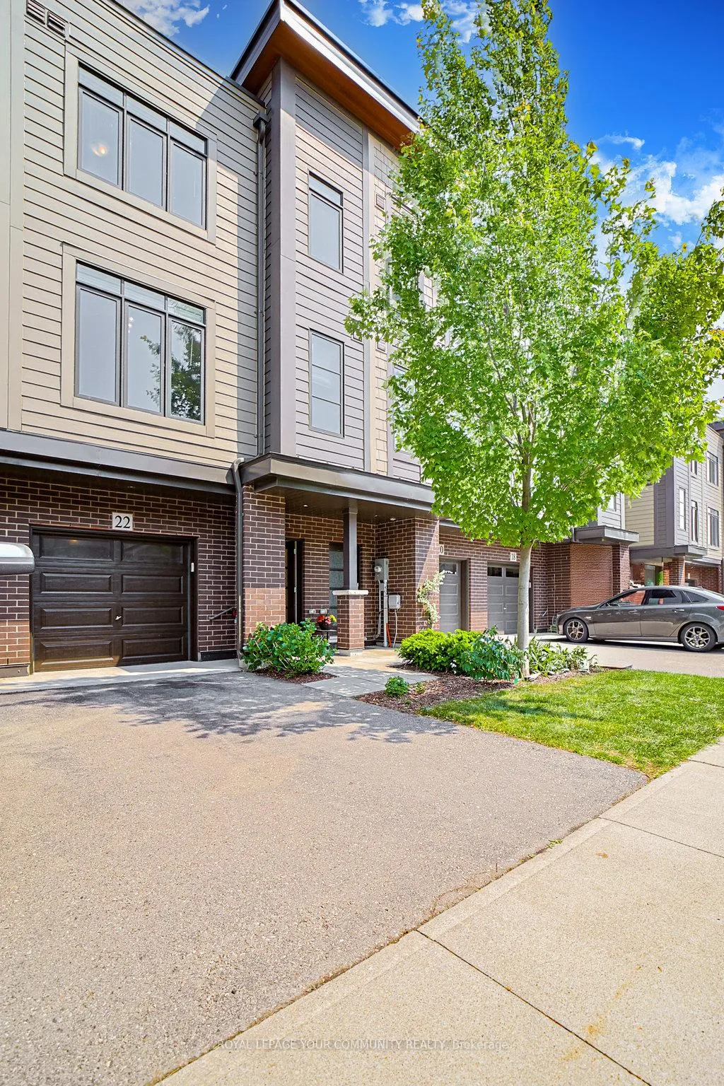 Photo 3 of 22 Waterview Lane, Grimsby, Grimsby Beach — HOMEH