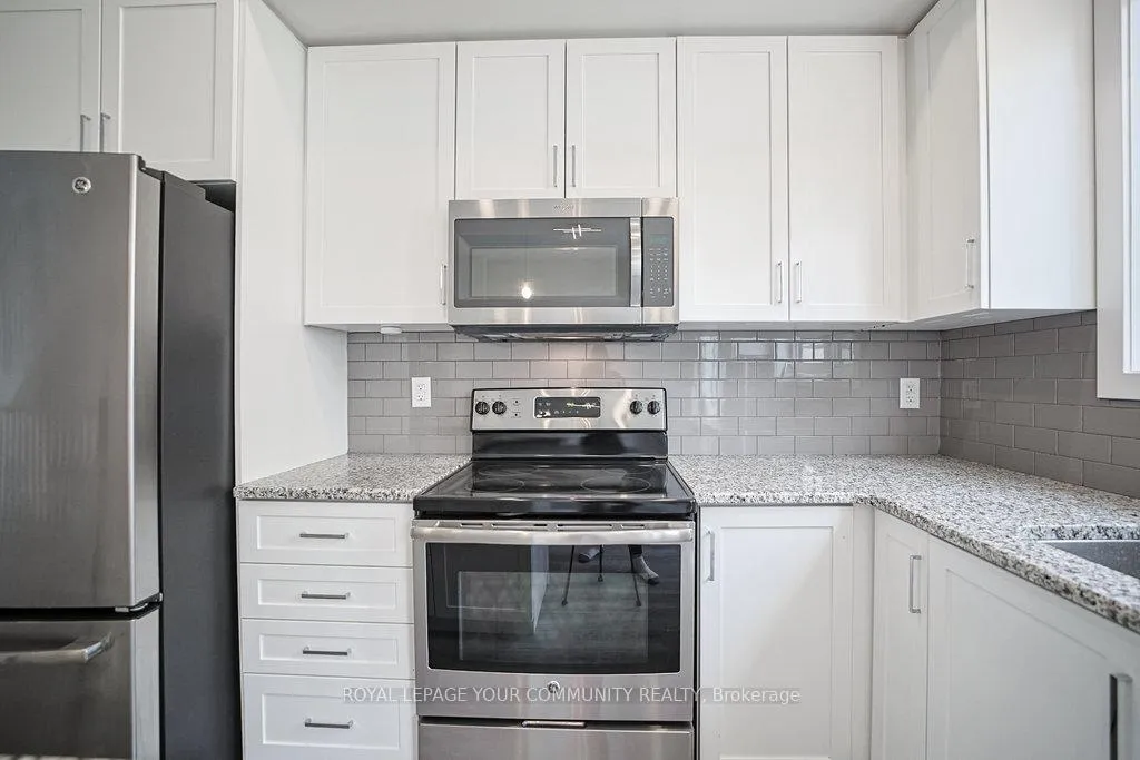 Photo 16 of 22 Waterview Lane, Grimsby, Grimsby Beach — HOMEH