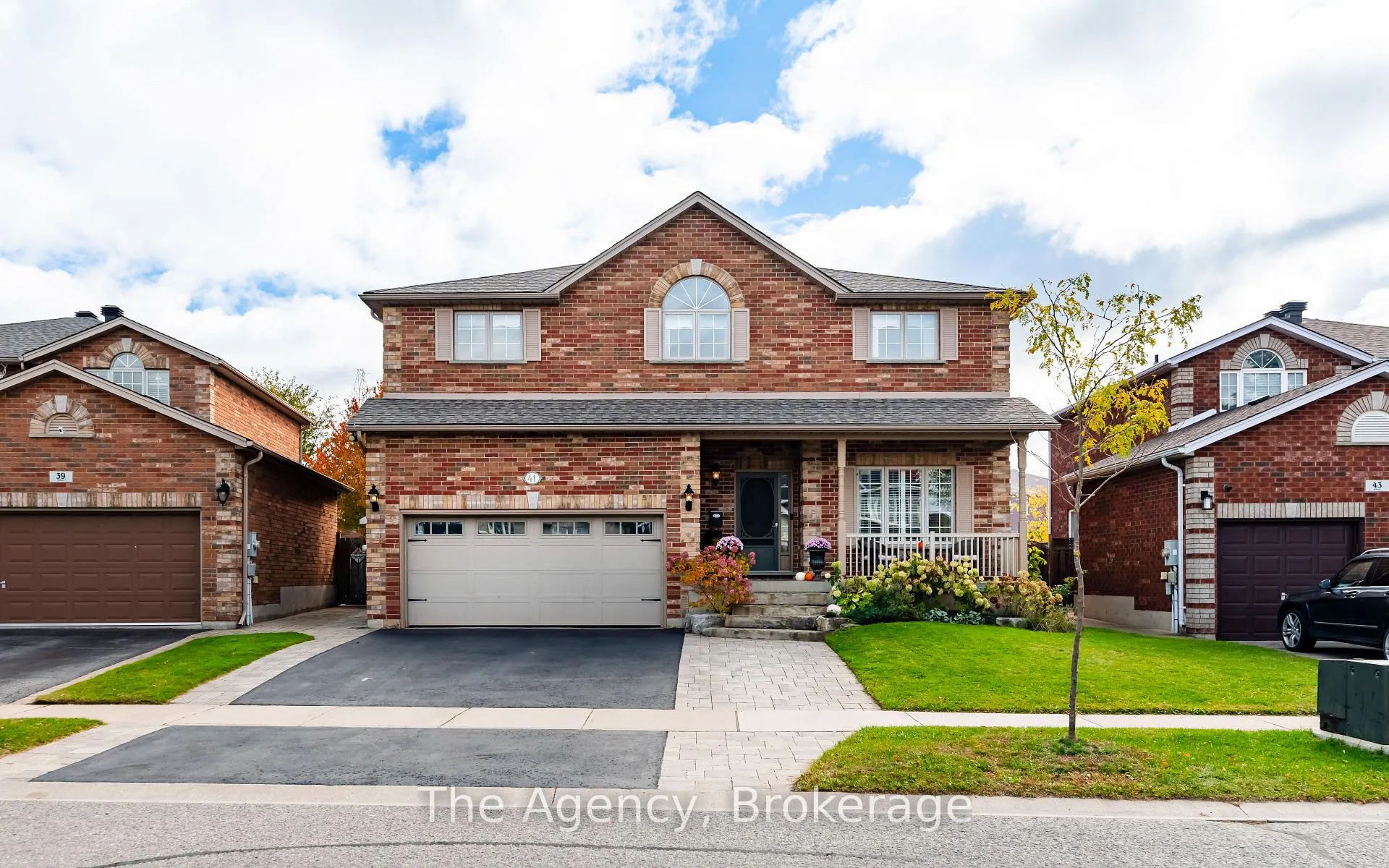 Photo 1 of 41 Mcavoy Drive, Barrie, Edgehill Drive — HOMEH