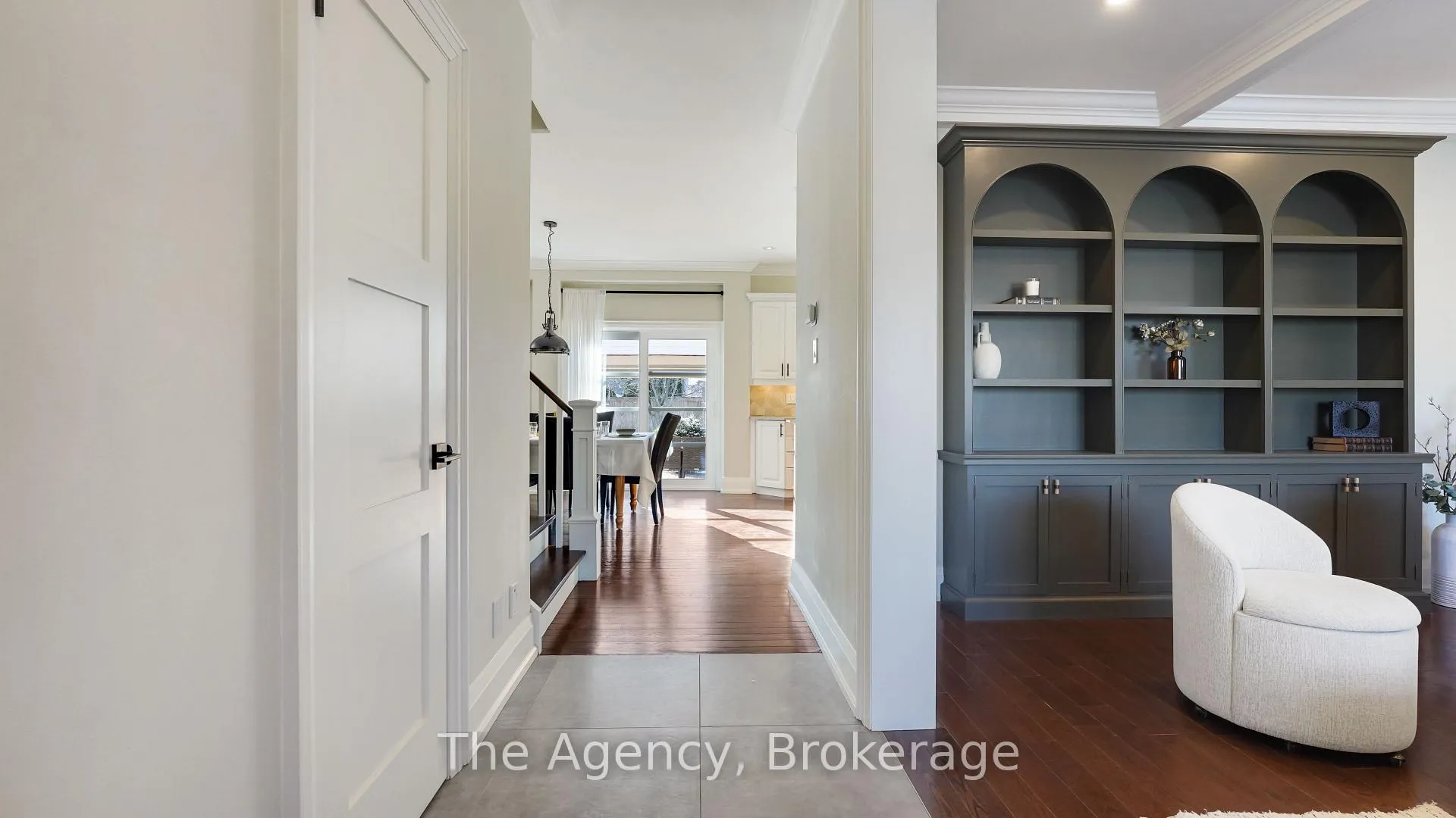Photo 6 of 41 Mcavoy Drive, Barrie, Edgehill Drive — HOMEH