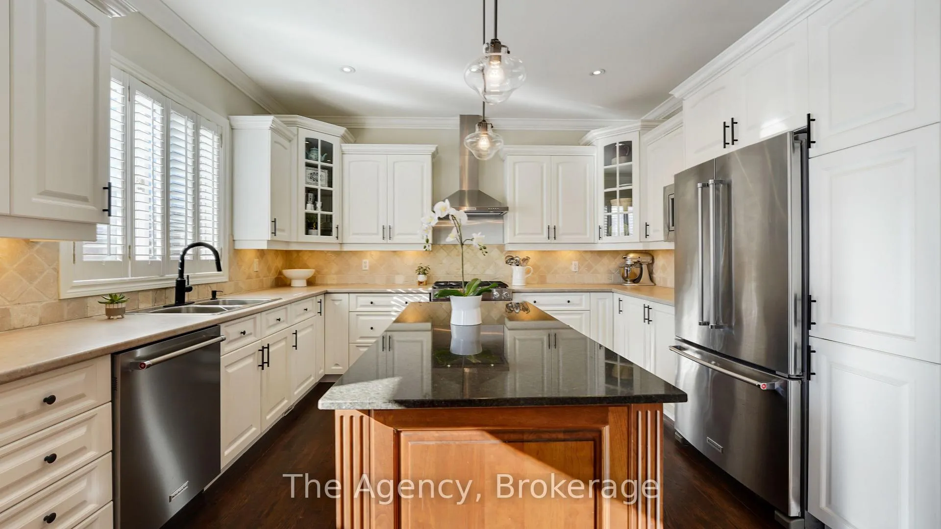Photo 22 of 41 Mcavoy Drive, Barrie, Edgehill Drive — HOMEH