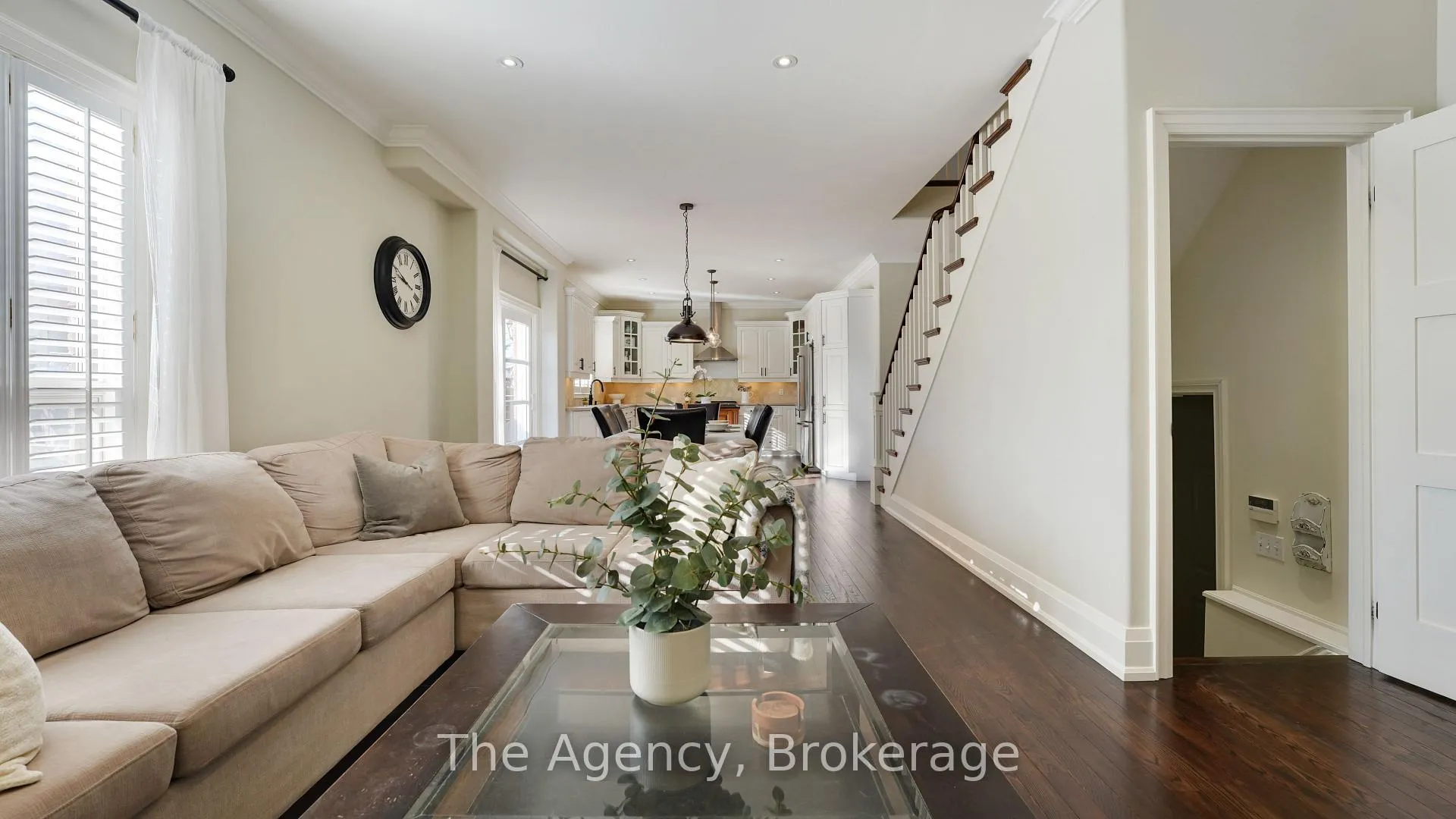 Photo 24 of 41 Mcavoy Drive, Barrie, Edgehill Drive — HOMEH