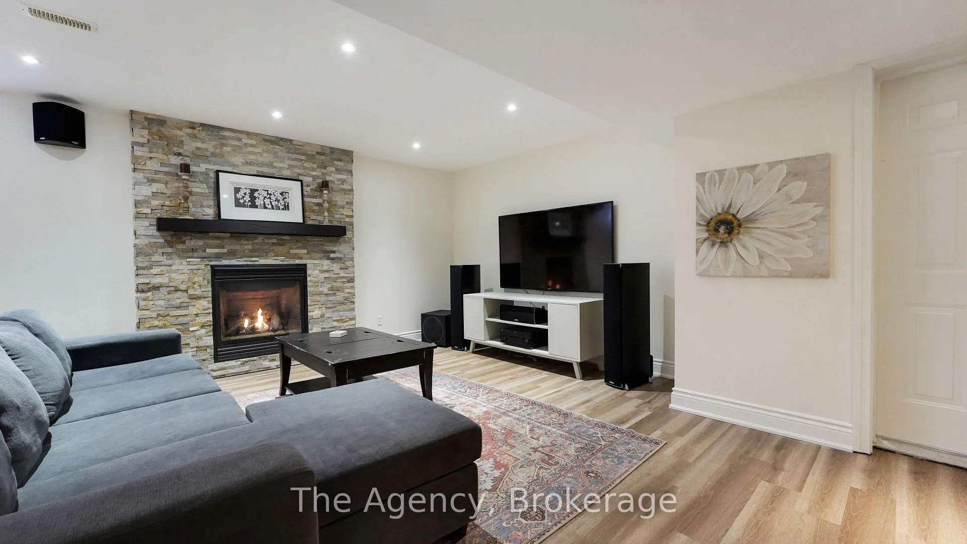Photo 27 of 41 Mcavoy Drive, Barrie, Edgehill Drive — HOMEH