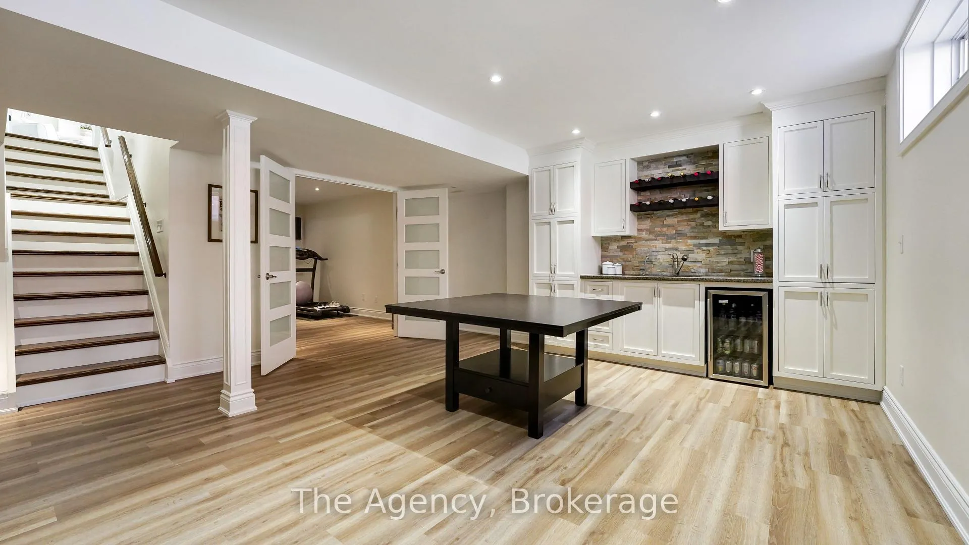 Photo 30 of 41 Mcavoy Drive, Barrie, Edgehill Drive — HOMEH