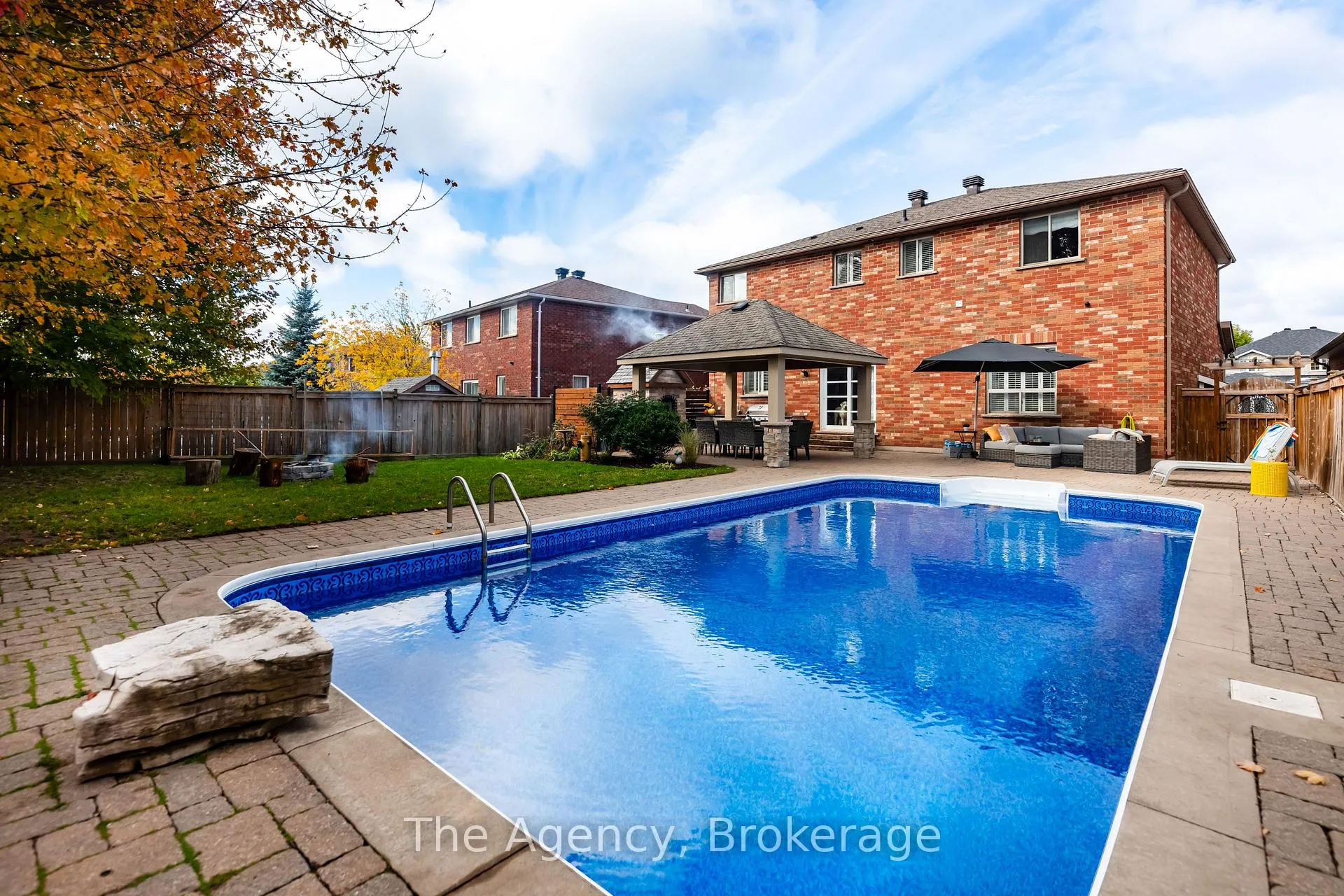 Photo 46 of 41 Mcavoy Drive, Barrie, Edgehill Drive — HOMEH