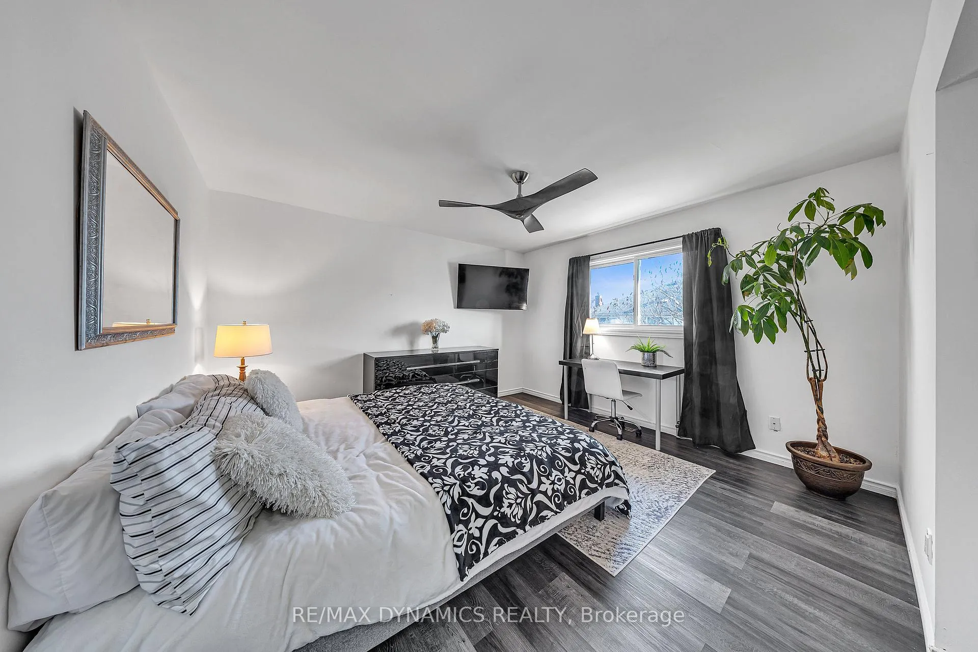 Photo 29 of 997 Sandcliff Drive, Oshawa, Pinecrest — HOMEH