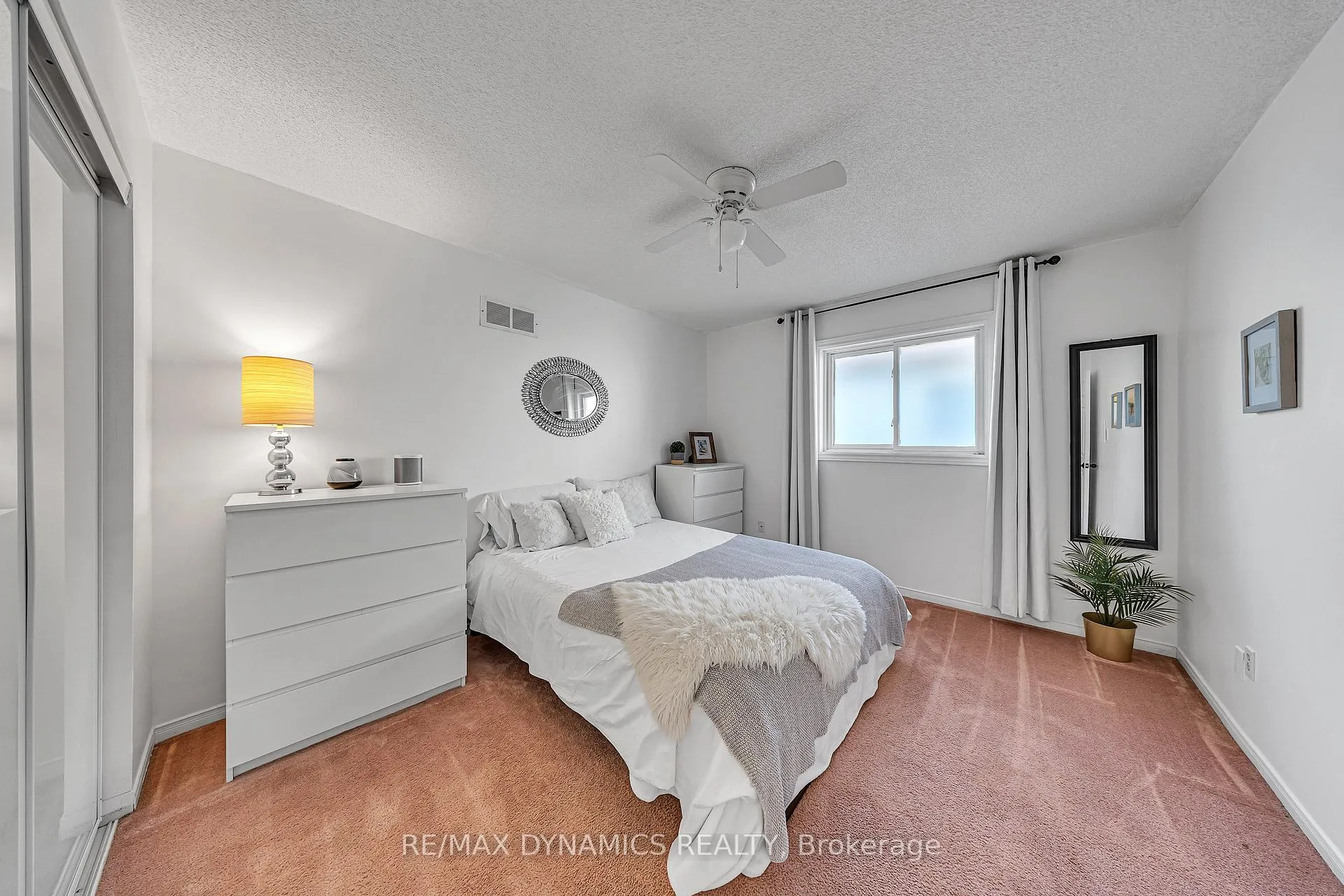 Photo 30 of 997 Sandcliff Drive, Oshawa, Pinecrest — HOMEH