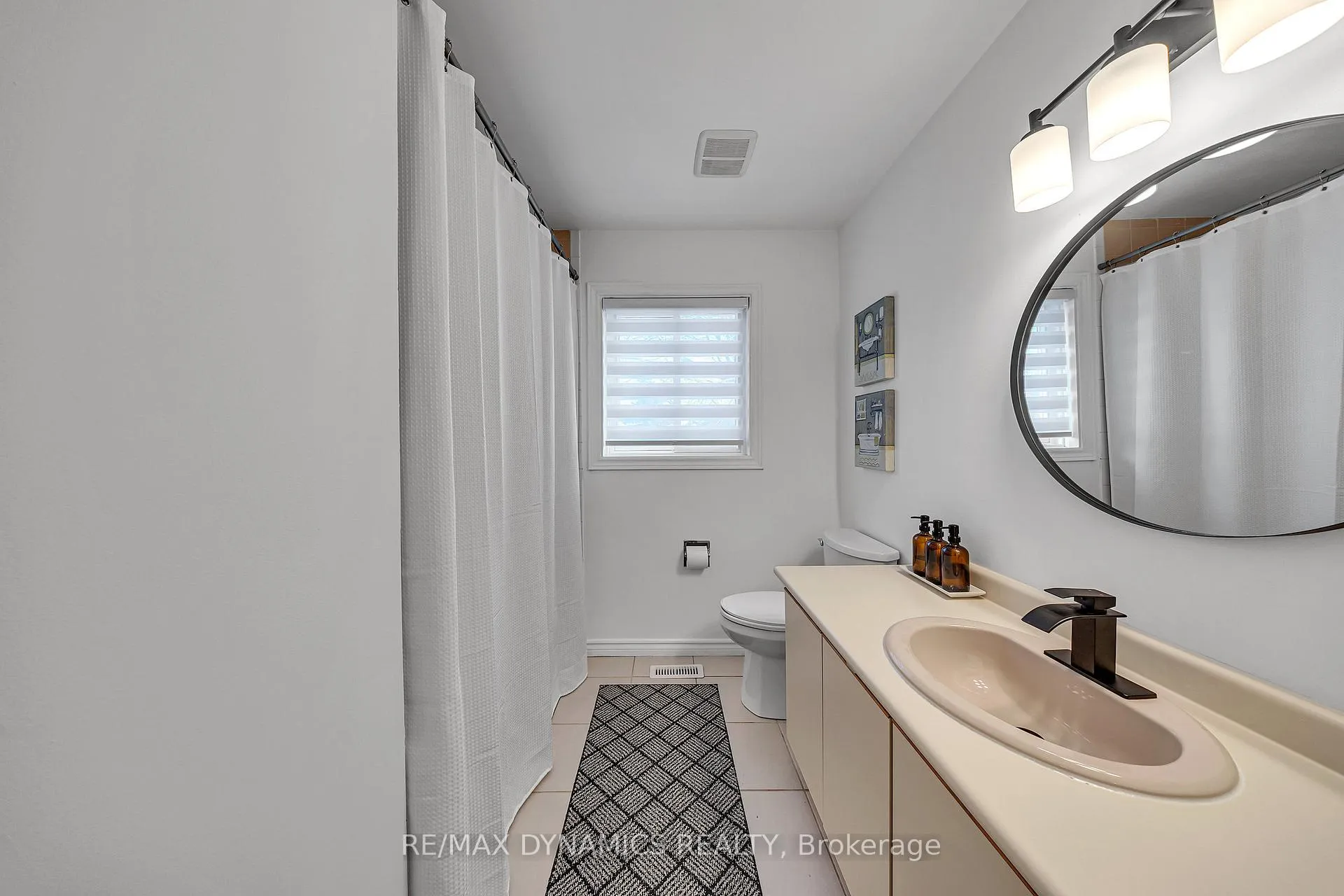 Photo 31 of 997 Sandcliff Drive, Oshawa, Pinecrest — HOMEH