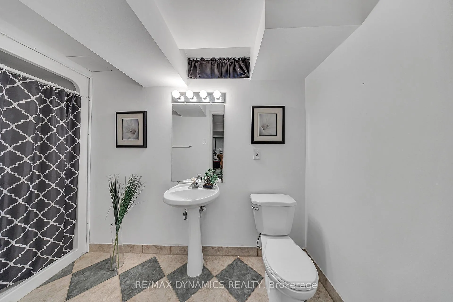 Photo 37 of 997 Sandcliff Drive, Oshawa, Pinecrest — HOMEH