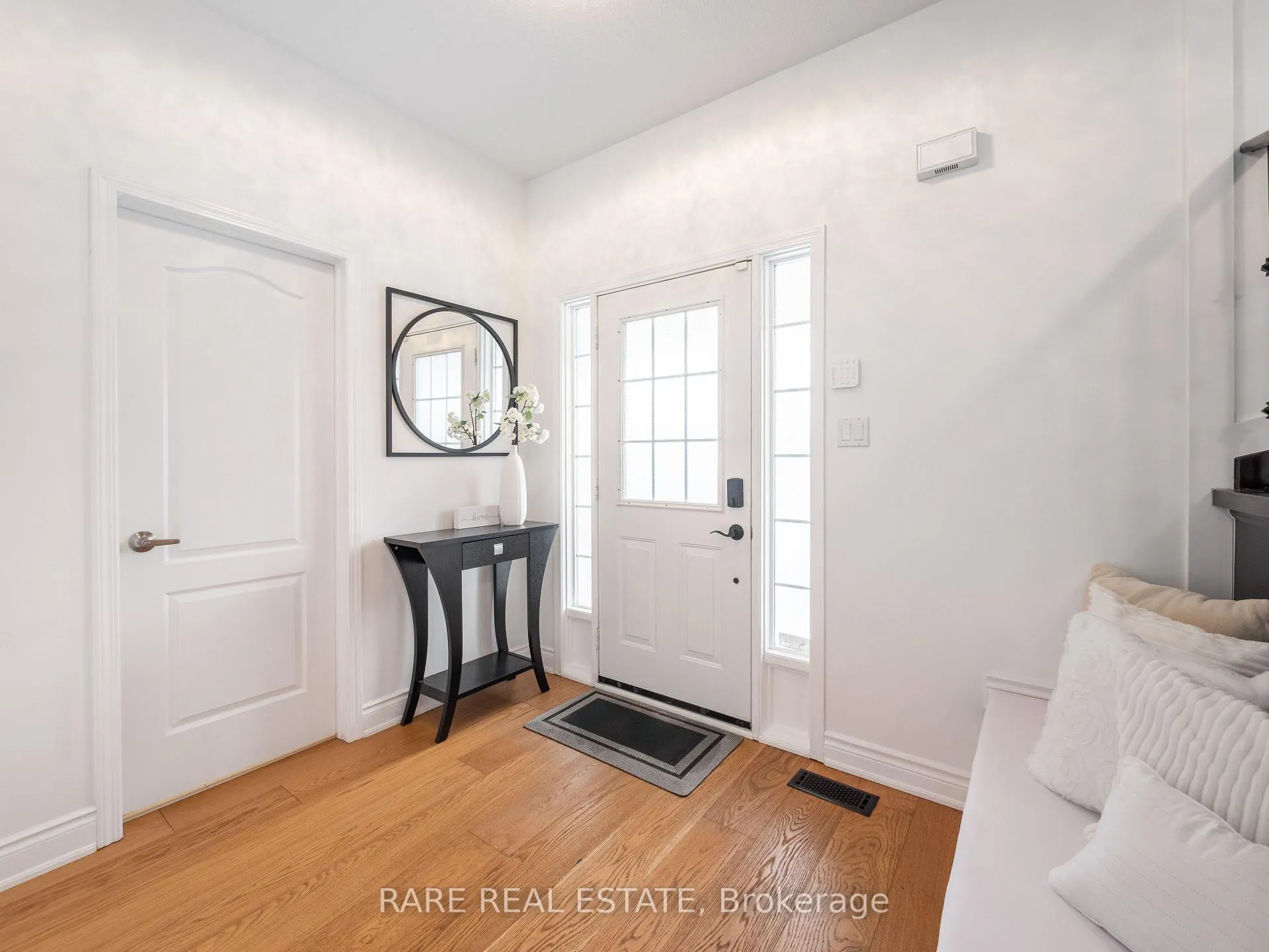 Photo 8 of 591 Willmott Crescent, Milton, Clarke — HOMEH