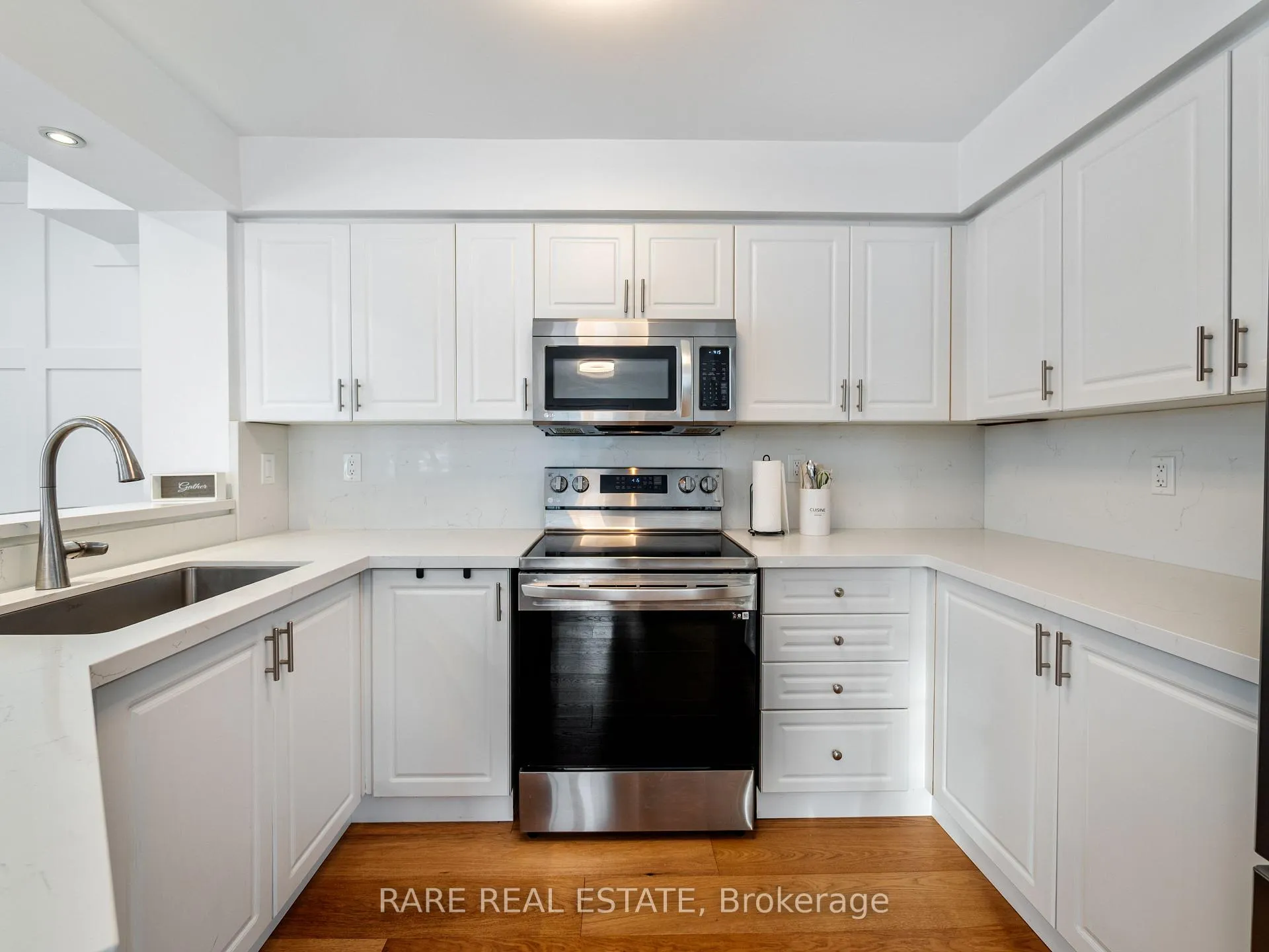 Photo 16 of 591 Willmott Crescent, Milton, Clarke — HOMEH