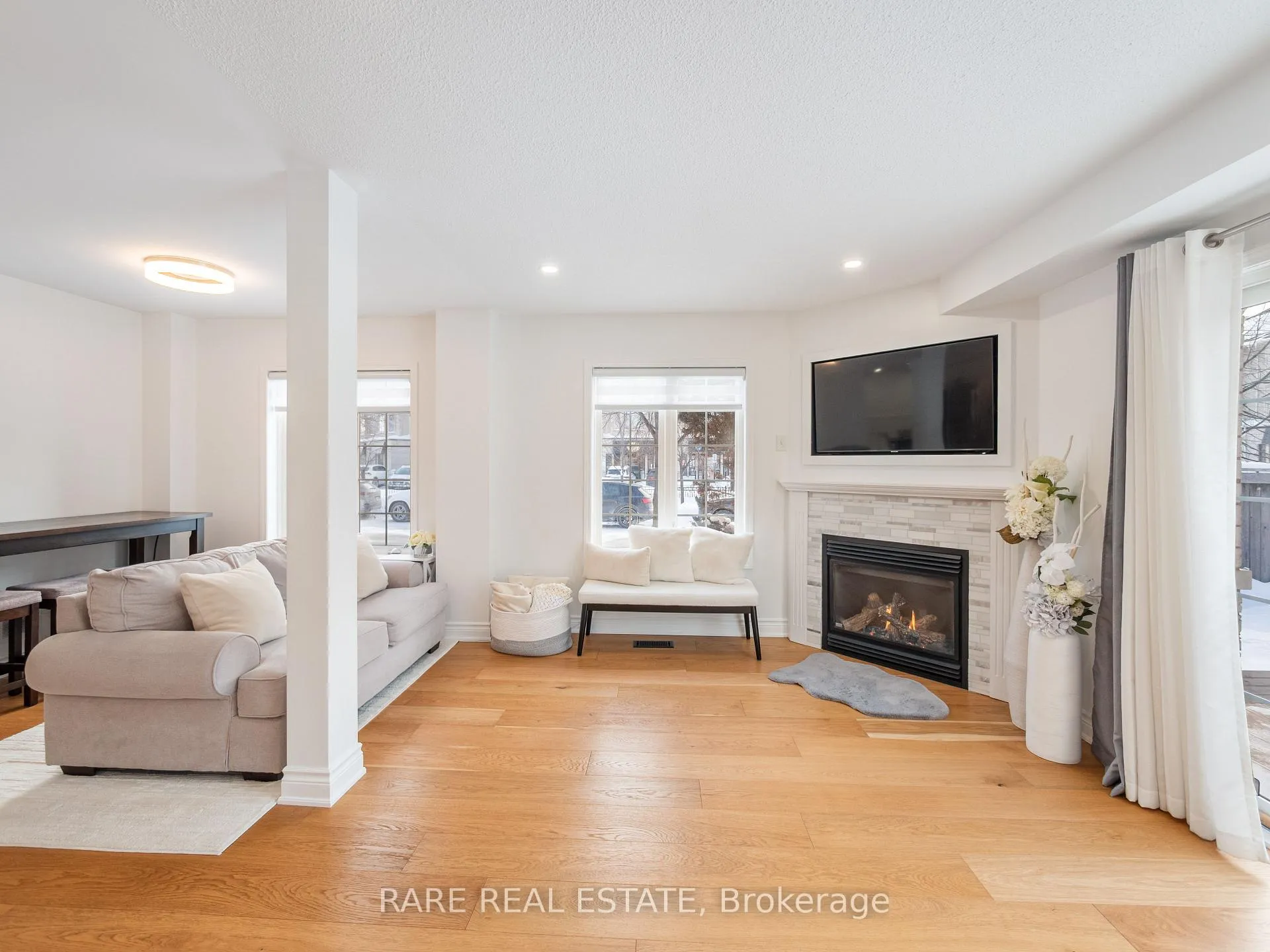 Photo 18 of 591 Willmott Crescent, Milton, Clarke — HOMEH
