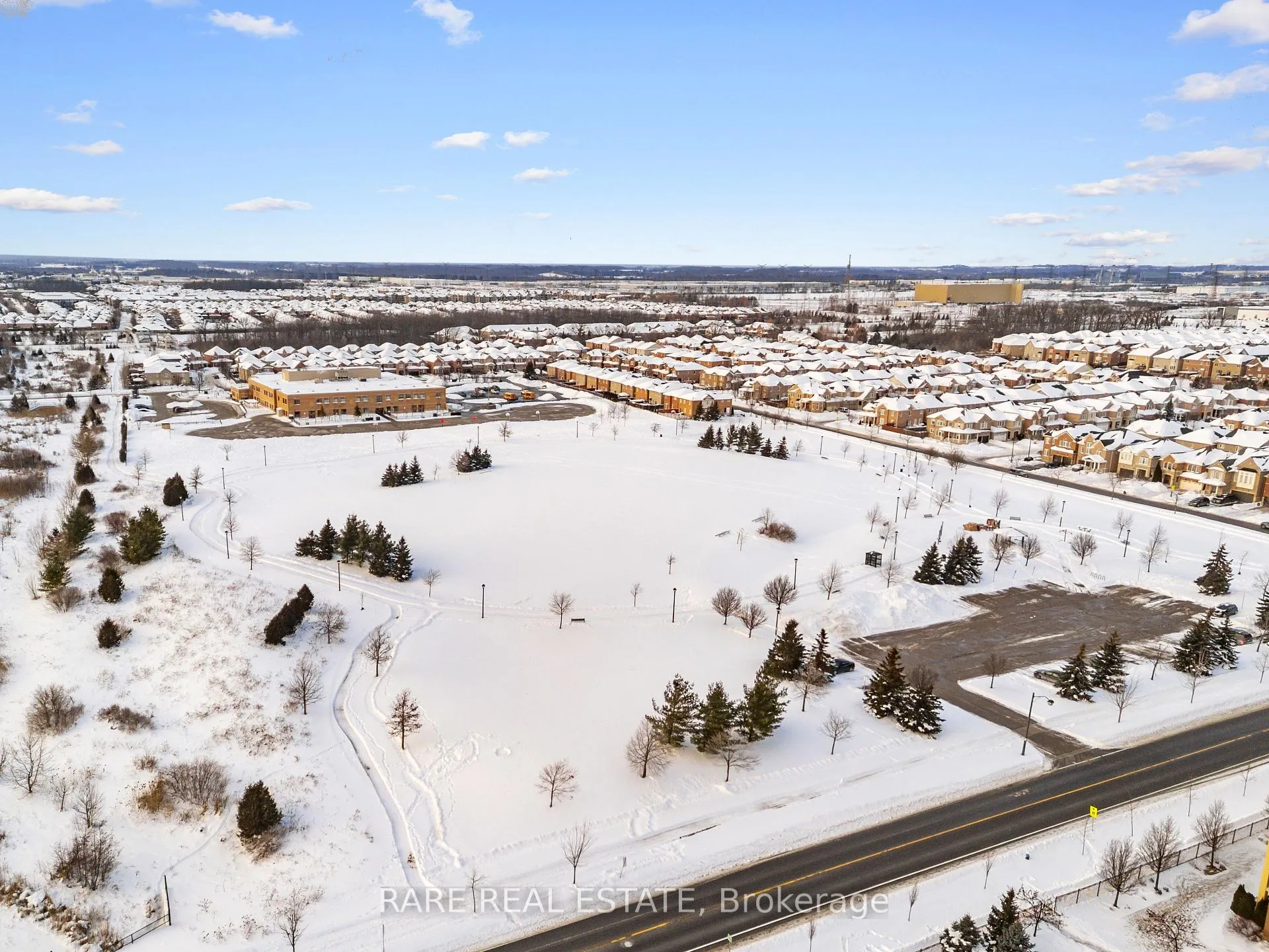 Photo 32 of 591 Willmott Crescent, Milton, Clarke — HOMEH