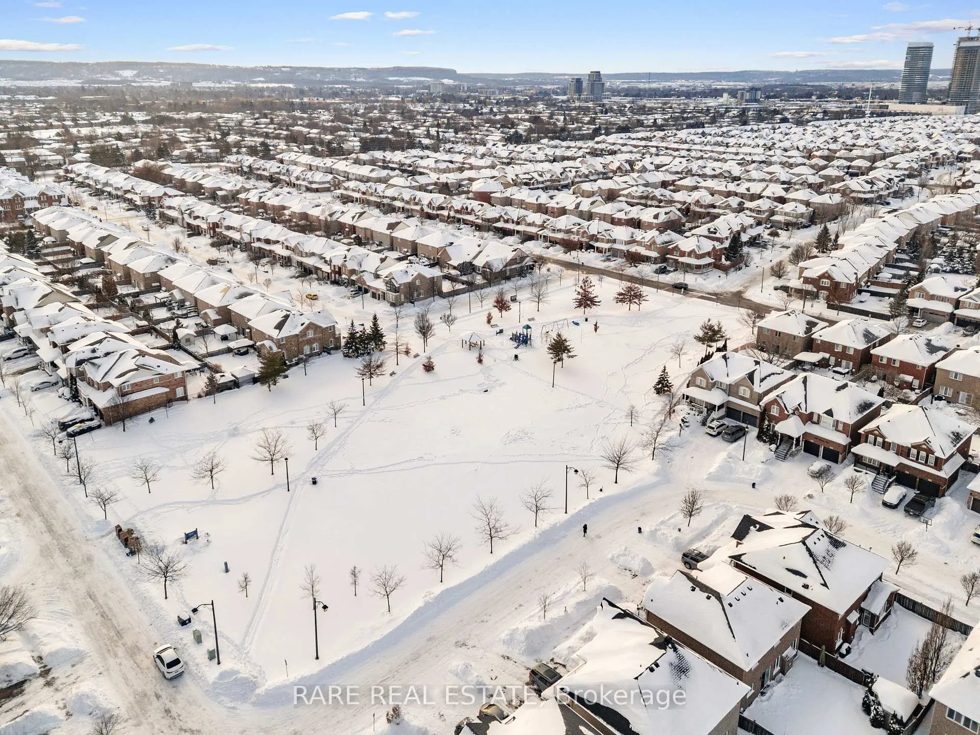 Photo 34 of 591 Willmott Crescent, Milton, Clarke — HOMEH