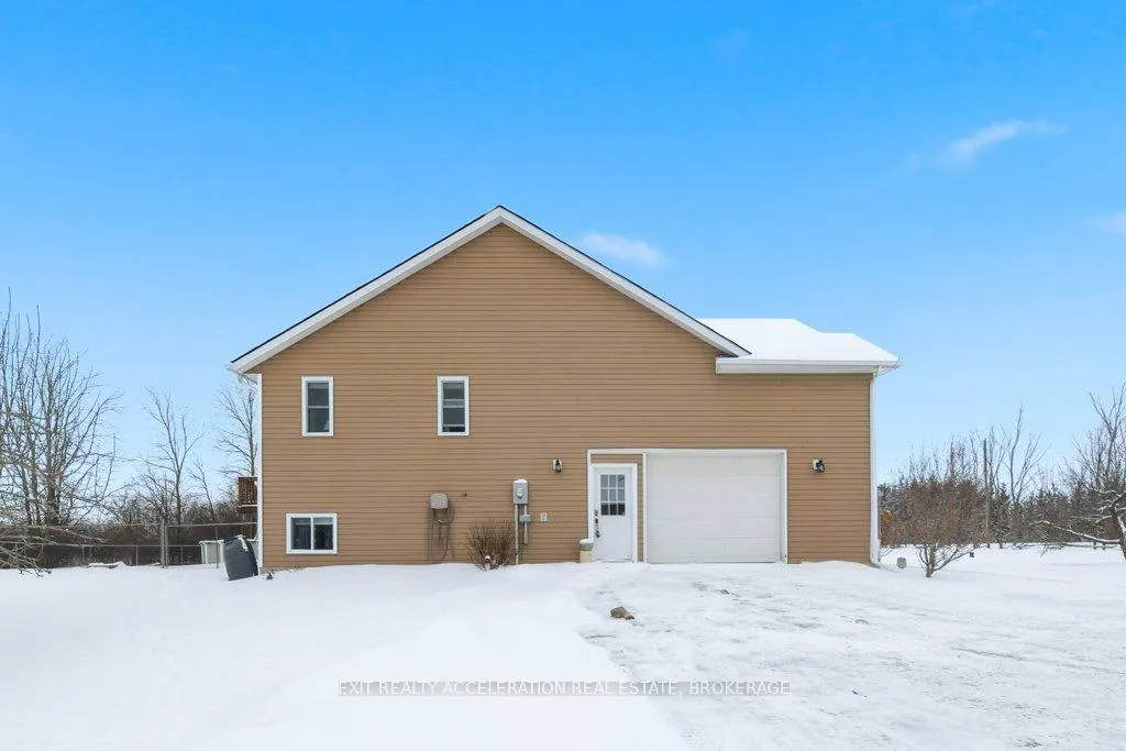 Photo 4 of 405 Brennan Road, Belleville, Thurlow Ward — HOMEH