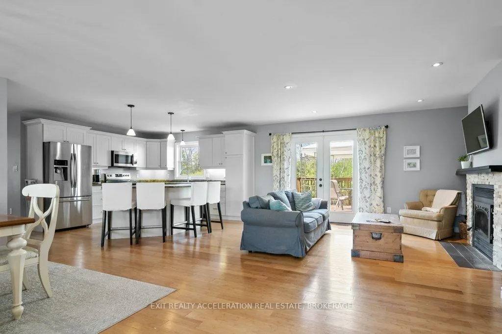 Photo 8 of 405 Brennan Road, Belleville, Thurlow Ward — HOMEH
