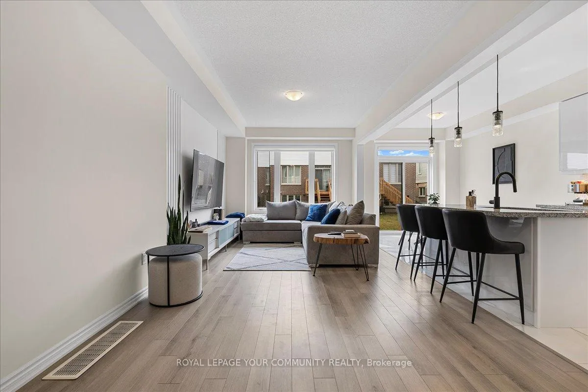 Photo 11 of 17 Bannister Road, Barrie, Rural Barrie Southeast — HOMEH