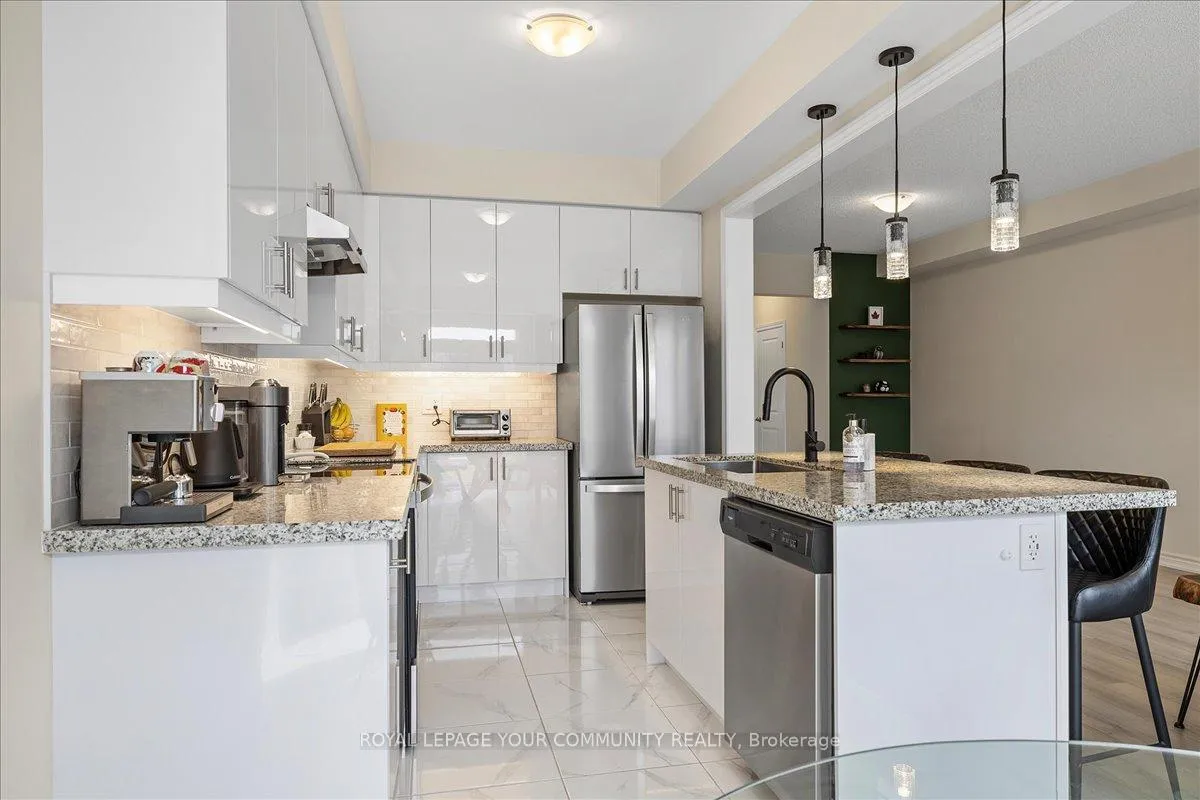 Photo 18 of 17 Bannister Road, Barrie, Rural Barrie Southeast — HOMEH