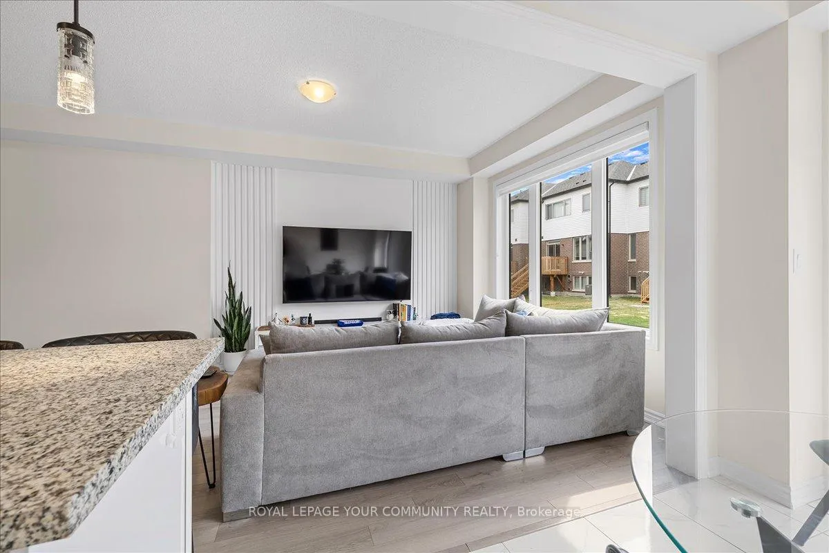 Photo 21 of 17 Bannister Road, Barrie, Rural Barrie Southeast — HOMEH
